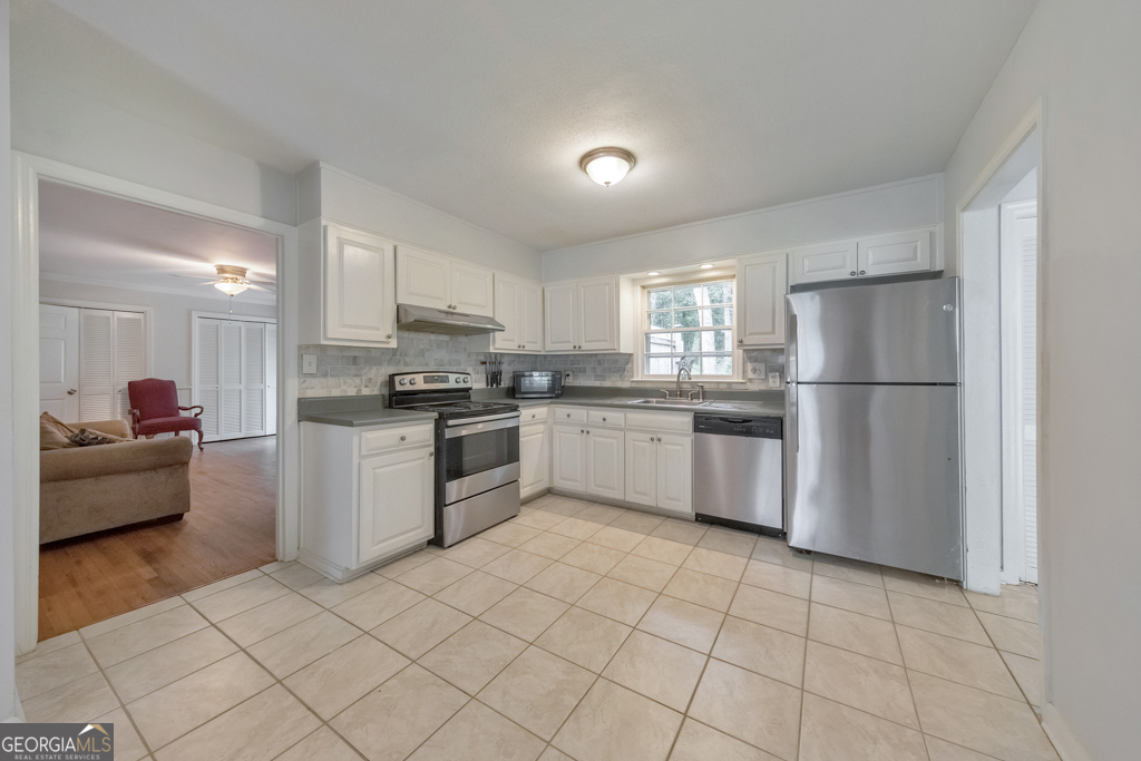 1556 Smithwood DR