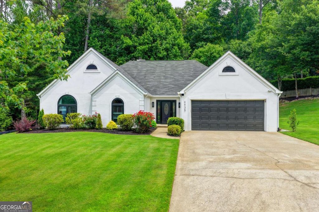 Photo of 6435 Dressage Crossing, Cumming, GA 30040 (MLS # 10774912)