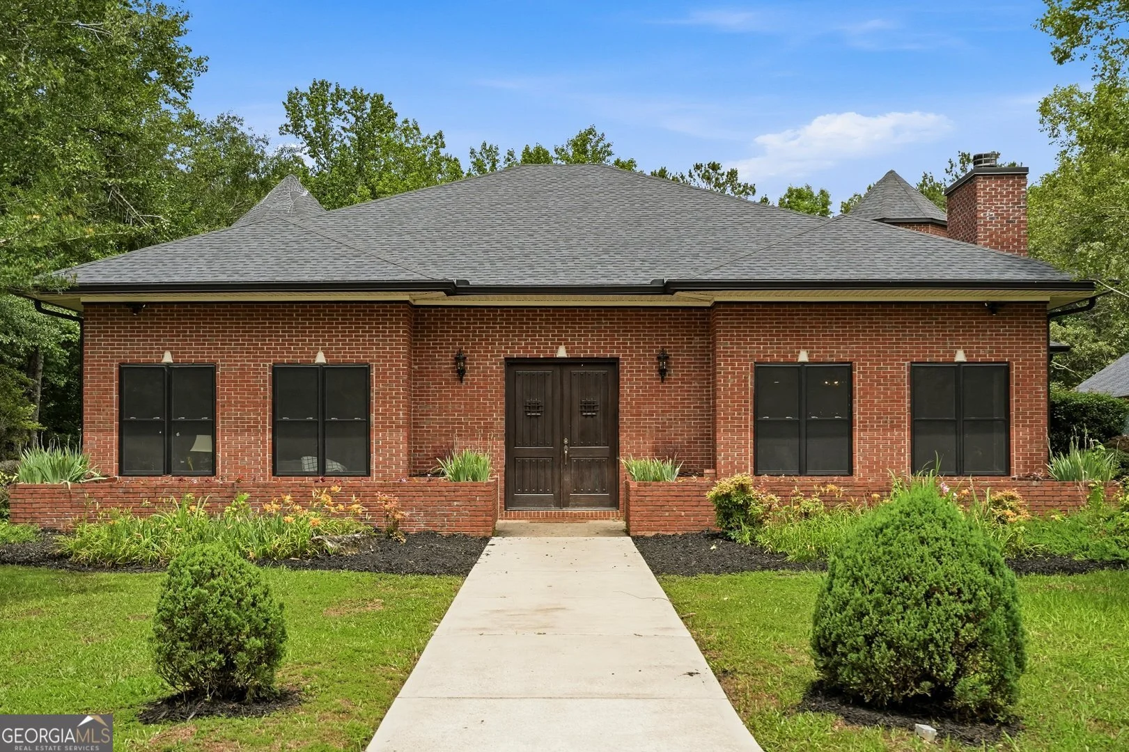 2103 Smokey Road