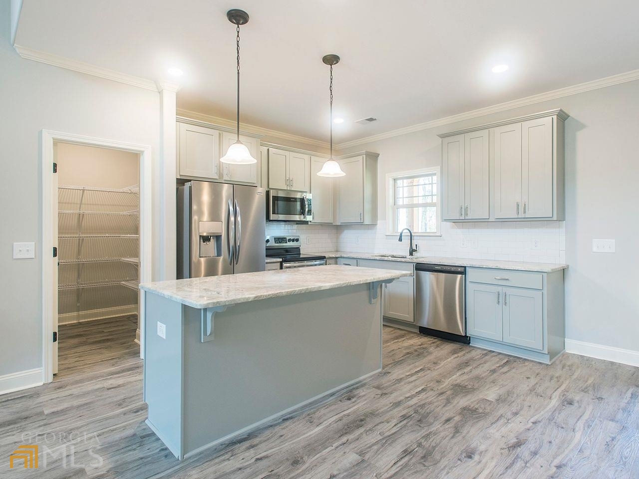 Chamlee Manor - Residential