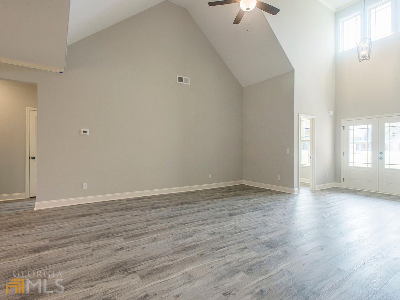 Chamlee Manor - Residential