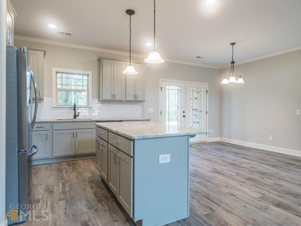 Chamlee Manor - Residential