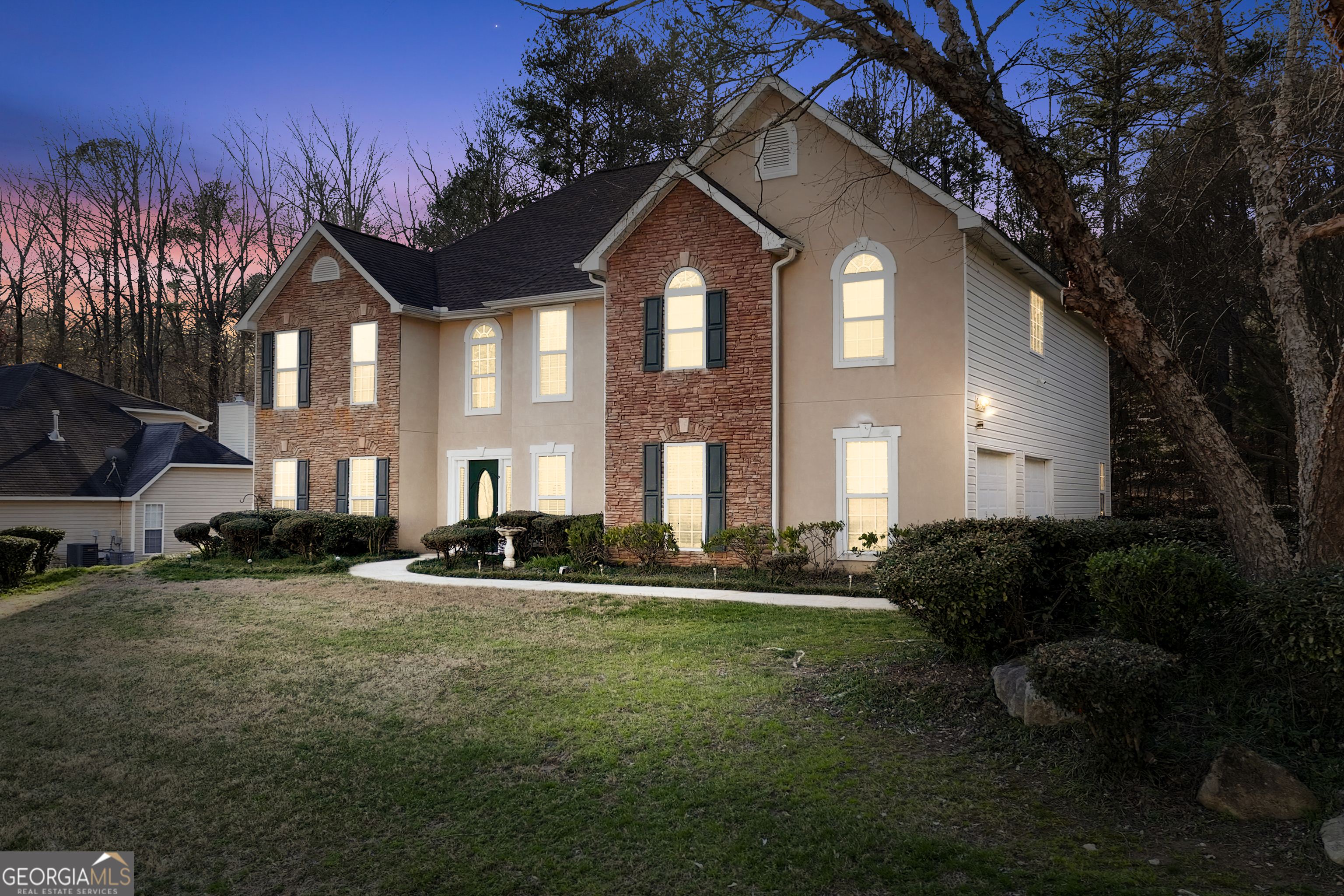 3920 Vine Gate DR