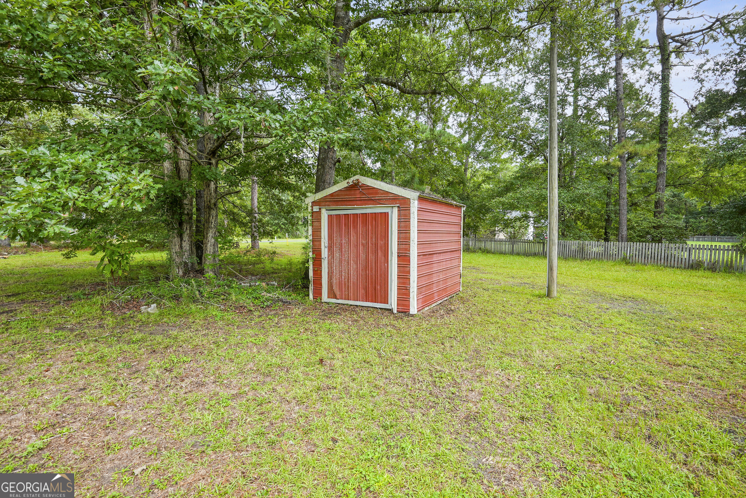 27 S Huntington CT