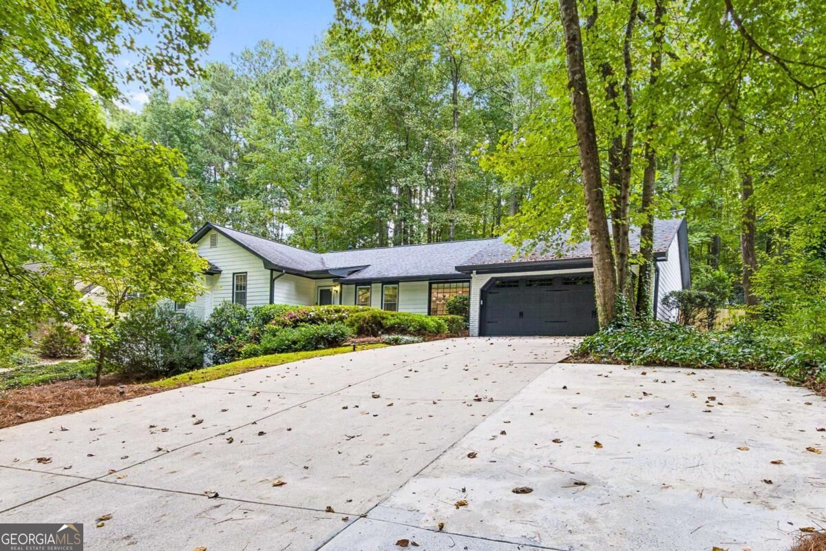 2658 Chimney Springs DR