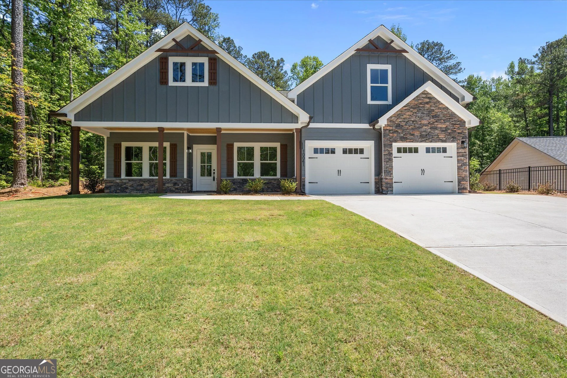 10041 Lakeview Parkway