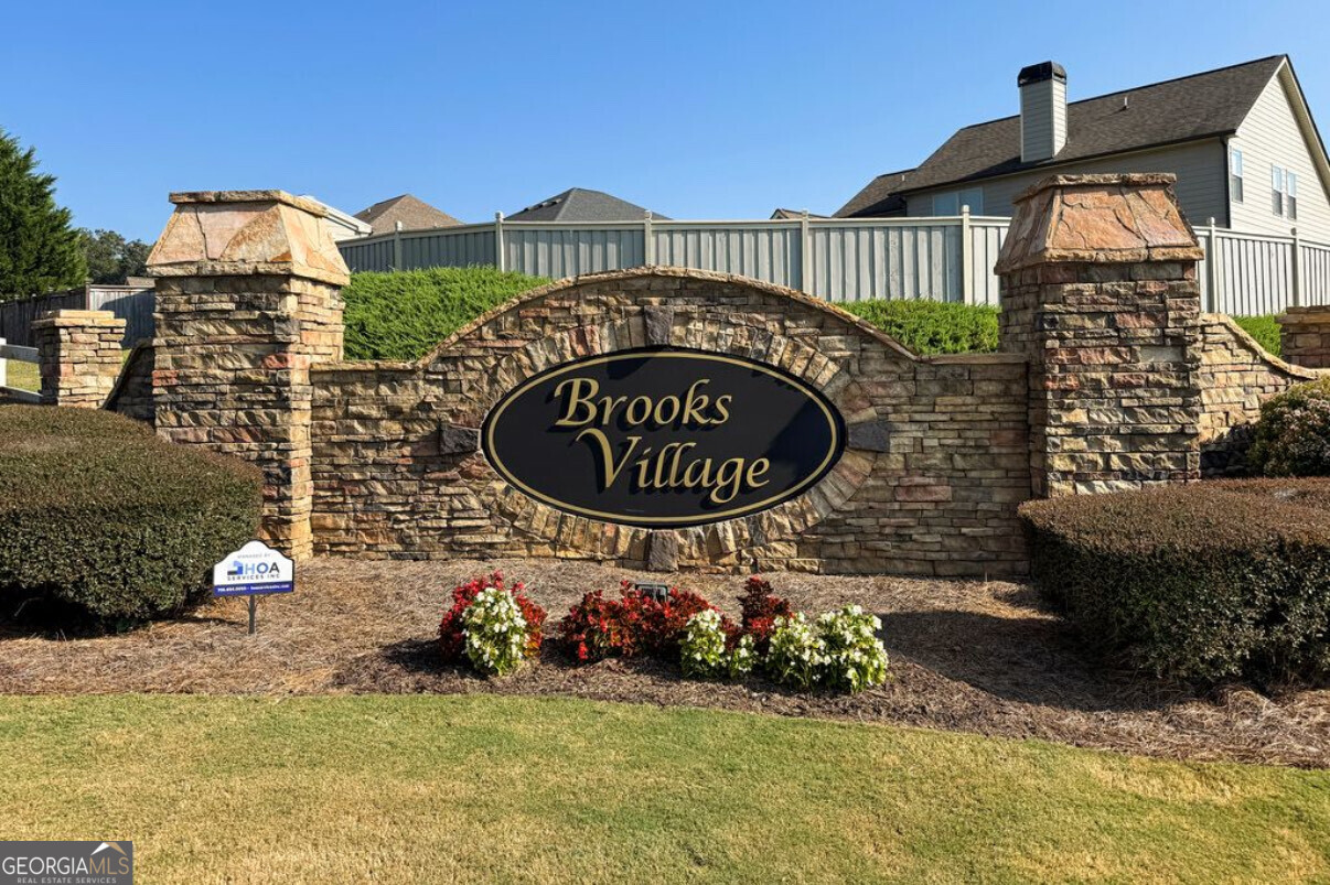 498 Brooks Village DR