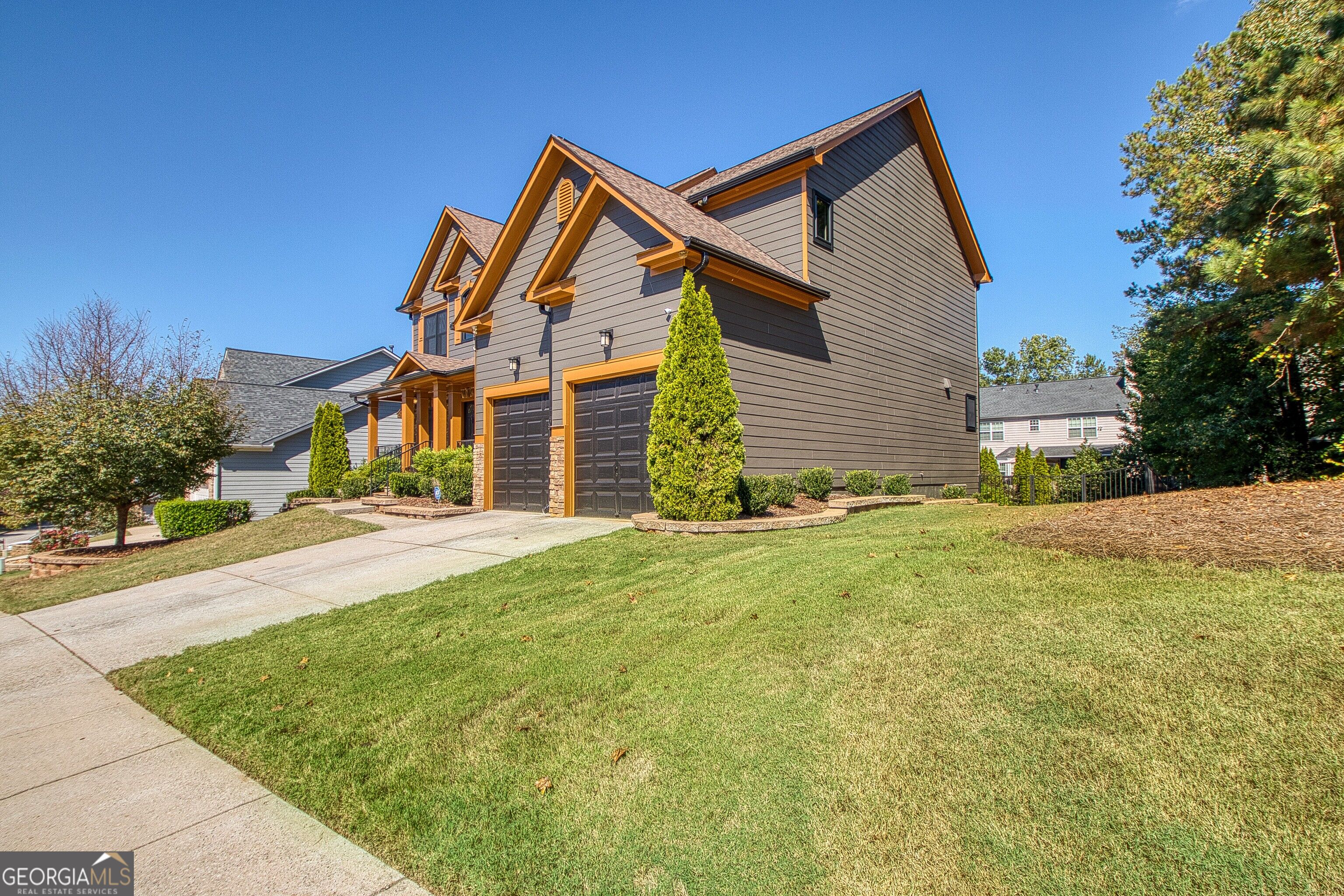 2 Stonebridge WAY