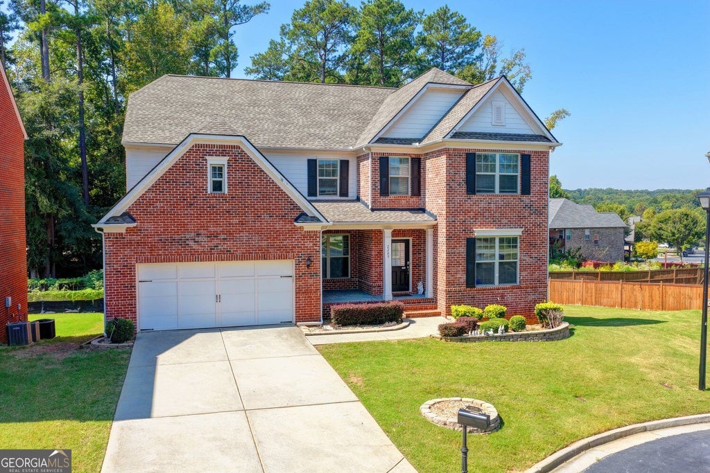 Photo of 2249 Larkspur Run Drive, Duluth, GA 30097 (MLS # 10849588)