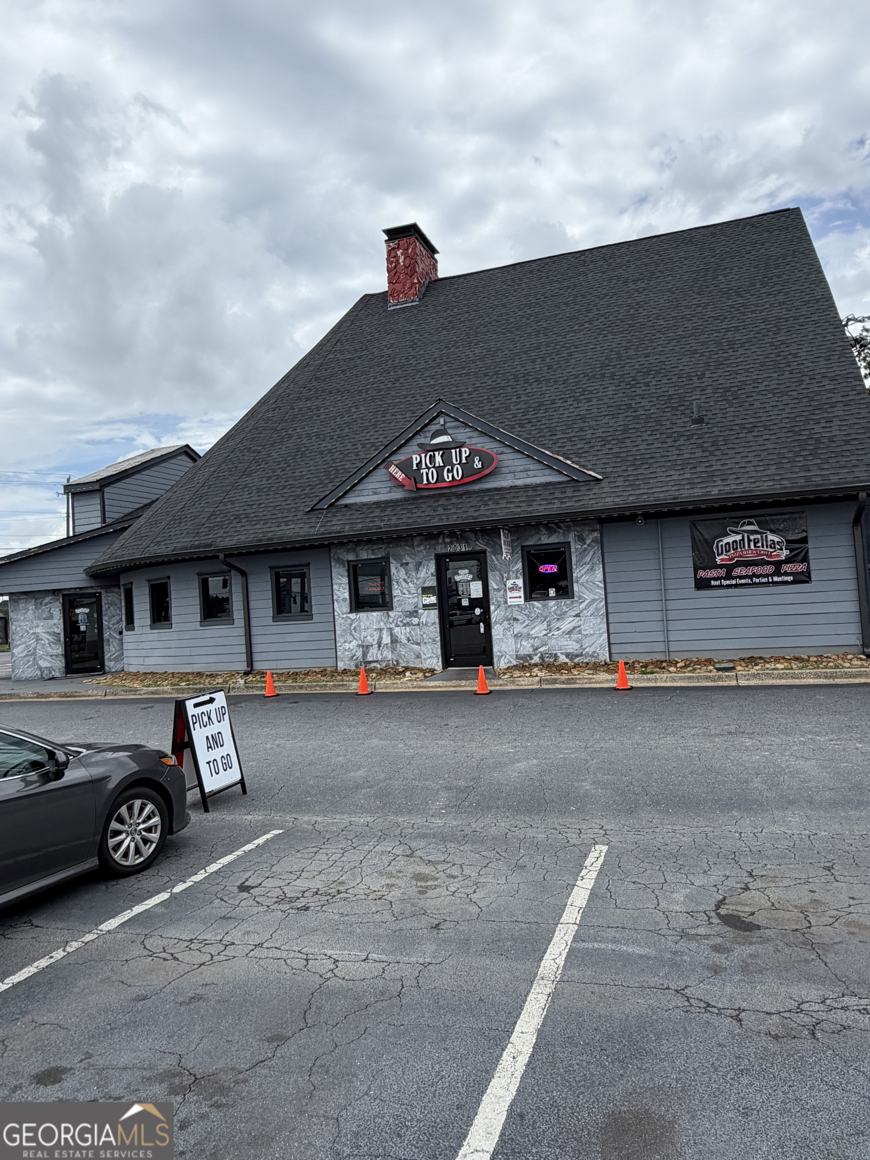 2031 Cobb PKWY S
