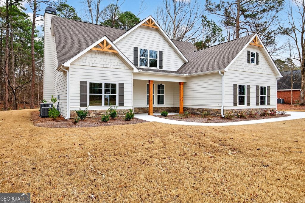 Photo of 240 Jay Trail, Fayetteville, GA 30215 (MLS # 10717399)