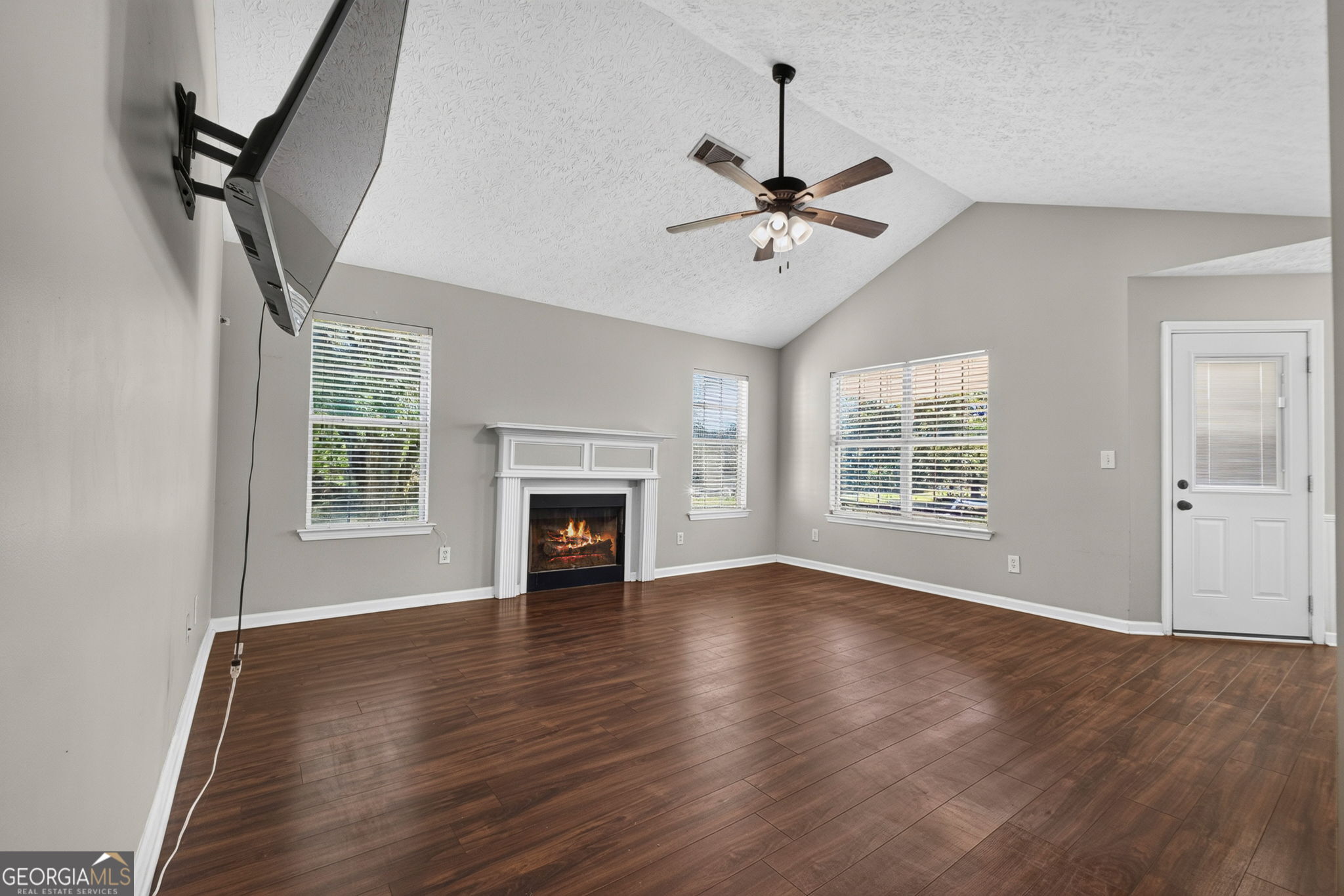 135 Ellistown RD
