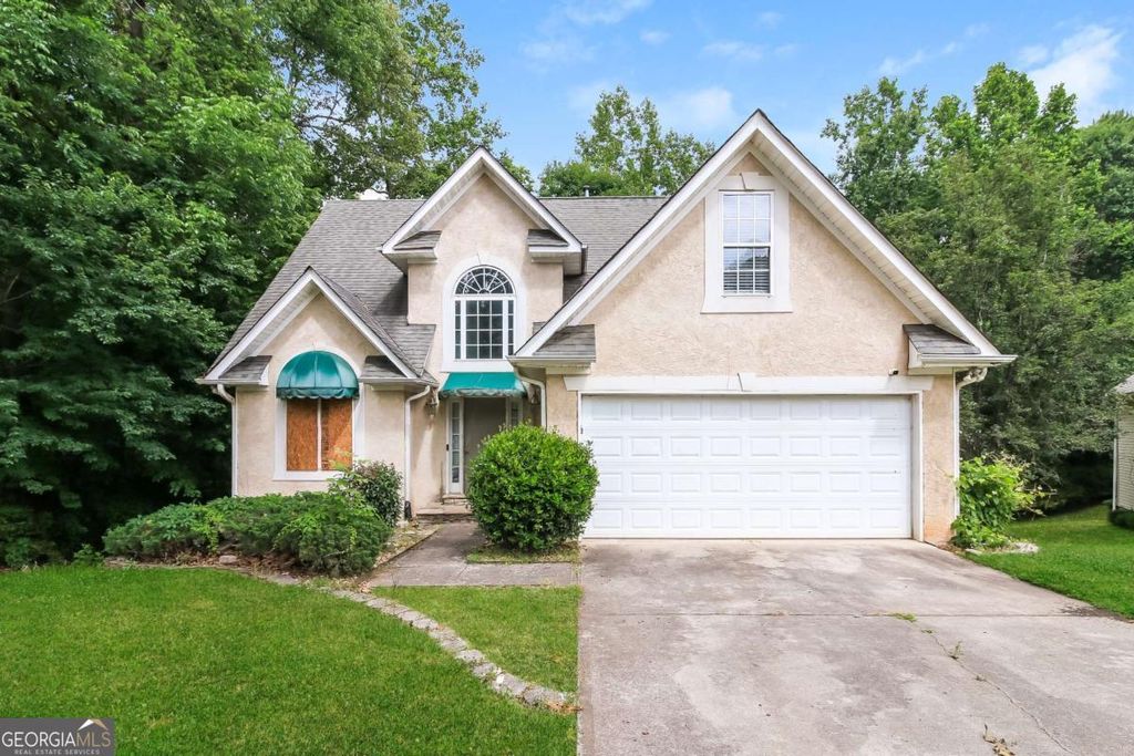Photo of 1031 Chads Ridge, Jonesboro, GA 30236 (MLS # 10773149)
