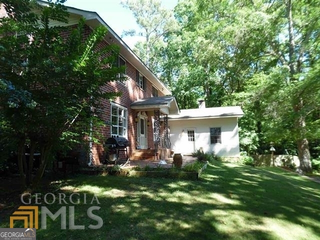 573 Lester RD