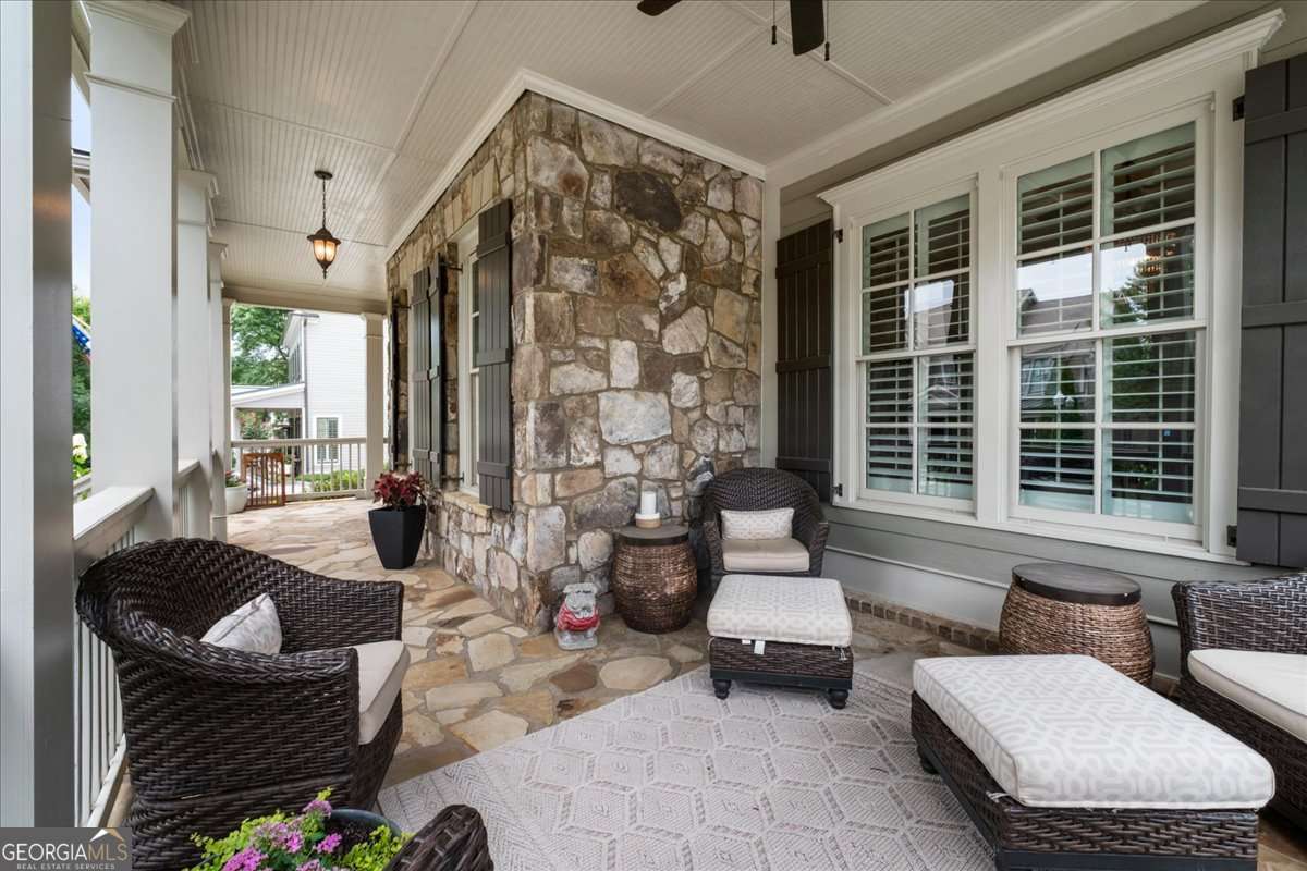 657 Dunbrody DR