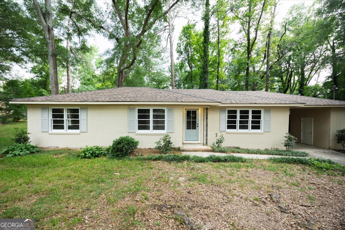 831 Forest Hill CT