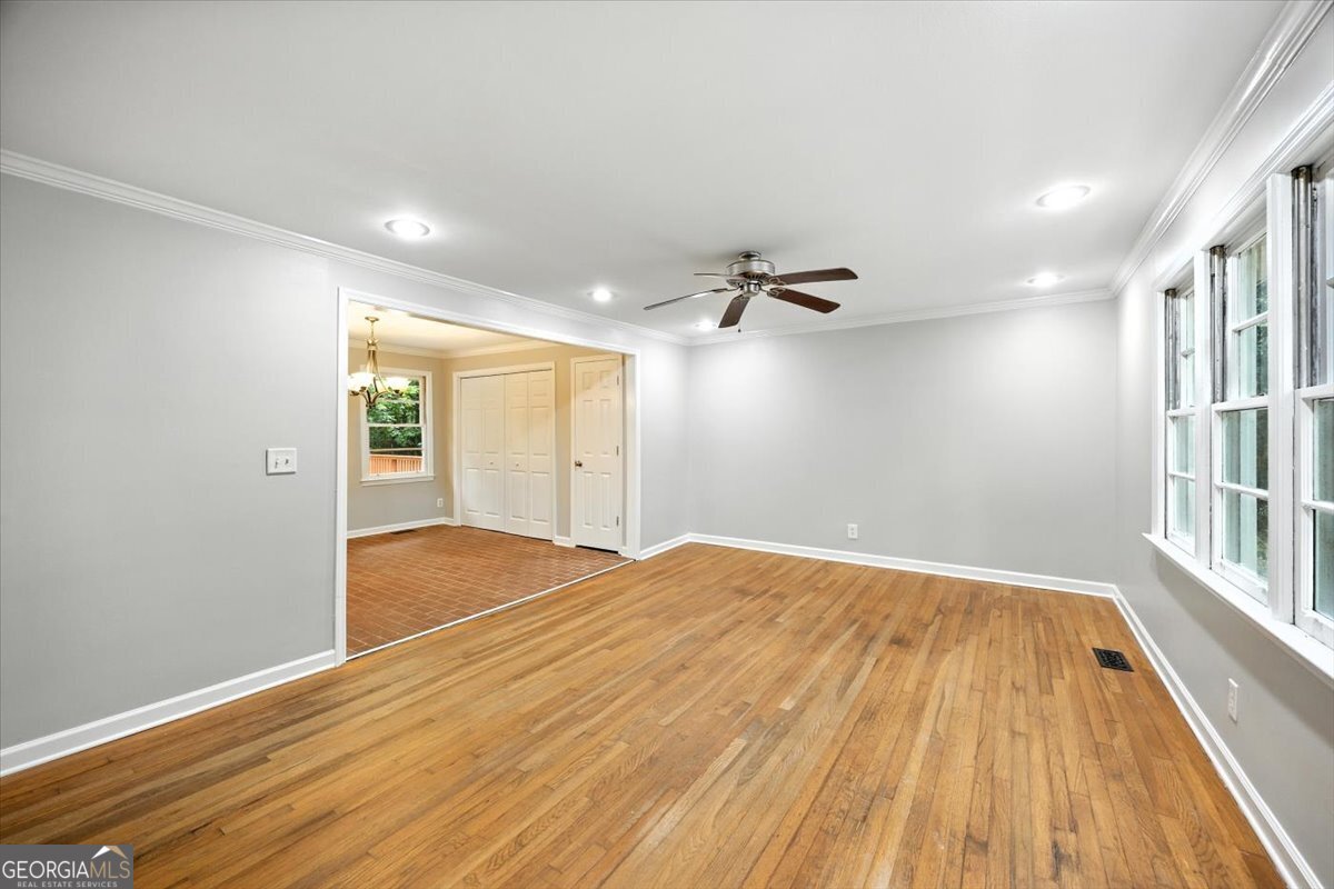 831 Forest Hill CT