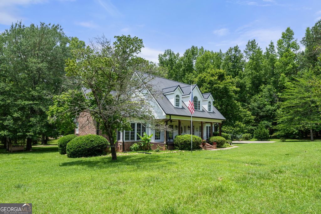 Photo of 1228 J D Walton Road, Newnan, GA 30263 (MLS # 10788361)