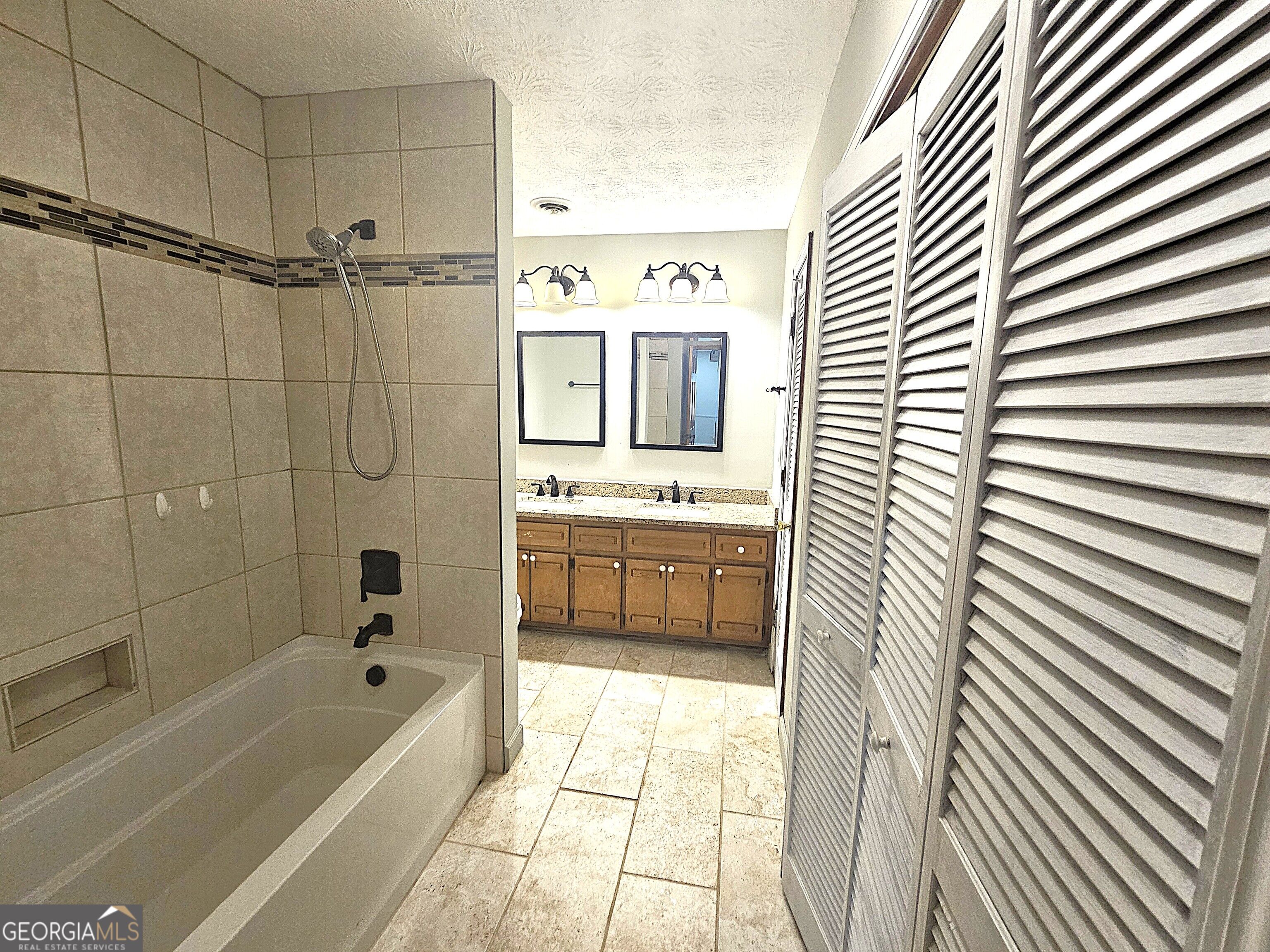 2996 Jodeco DR