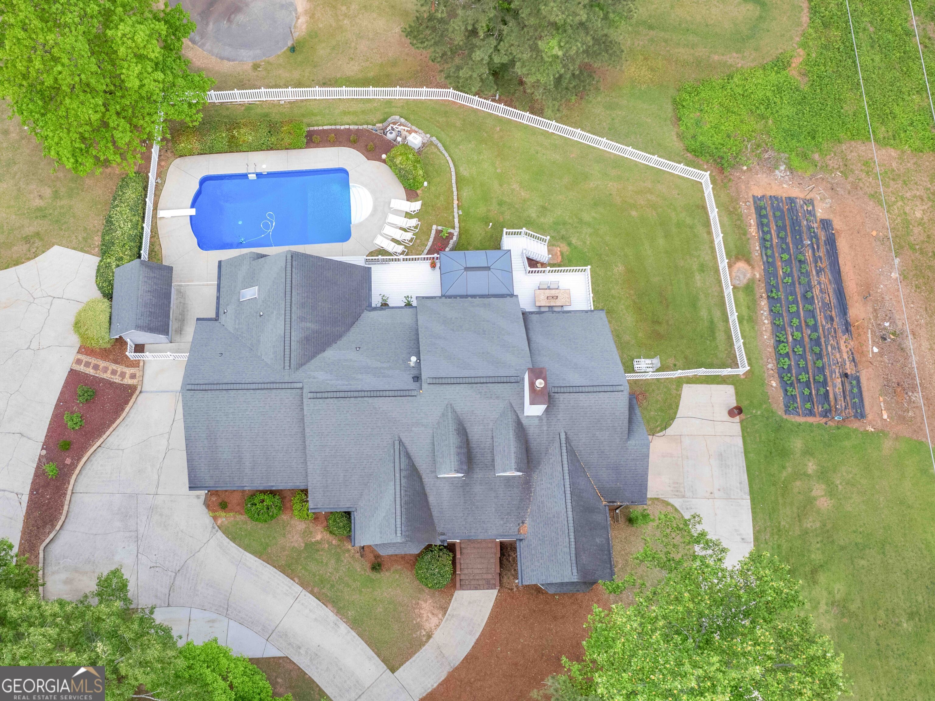 8117 Spivey RD