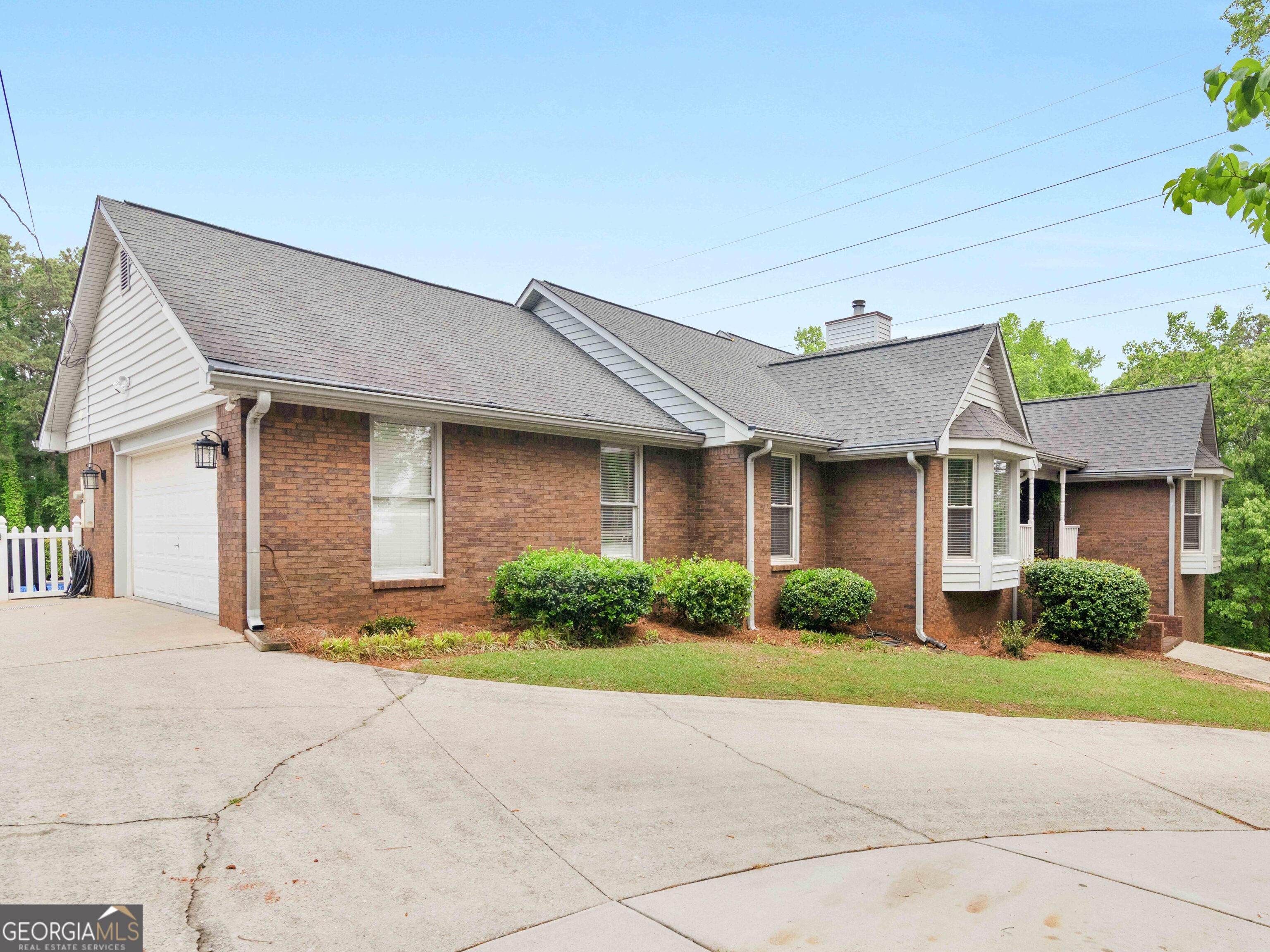 8117 Spivey RD