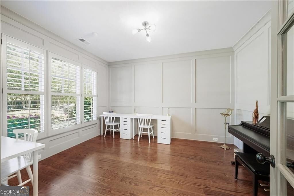 1569 Tryon RD NE