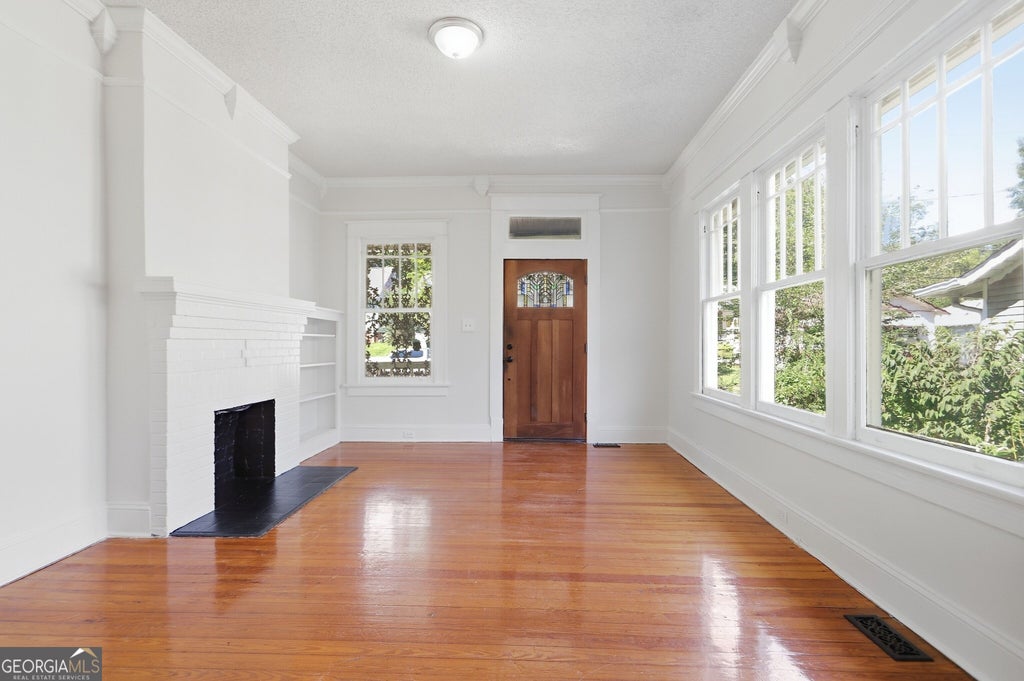 Photo of 1470 Graham Street SW, Atlanta, GA 30310 (MLS # 10855416)
