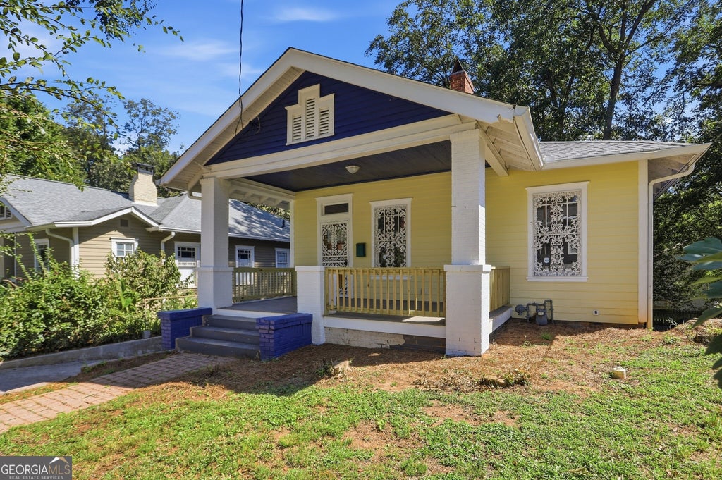 Photo of 1470 Graham Street SW, Atlanta, GA 30310 (MLS # 10855416)