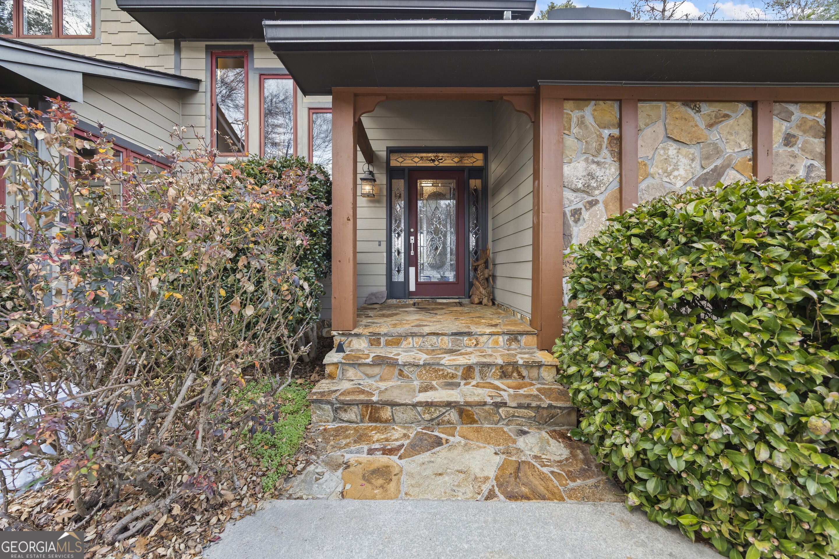 Toccoa, Georgia 30577, United States, 4 Bedrooms Bedrooms, ,4 BathroomsBathrooms,Residential,Pending,4116