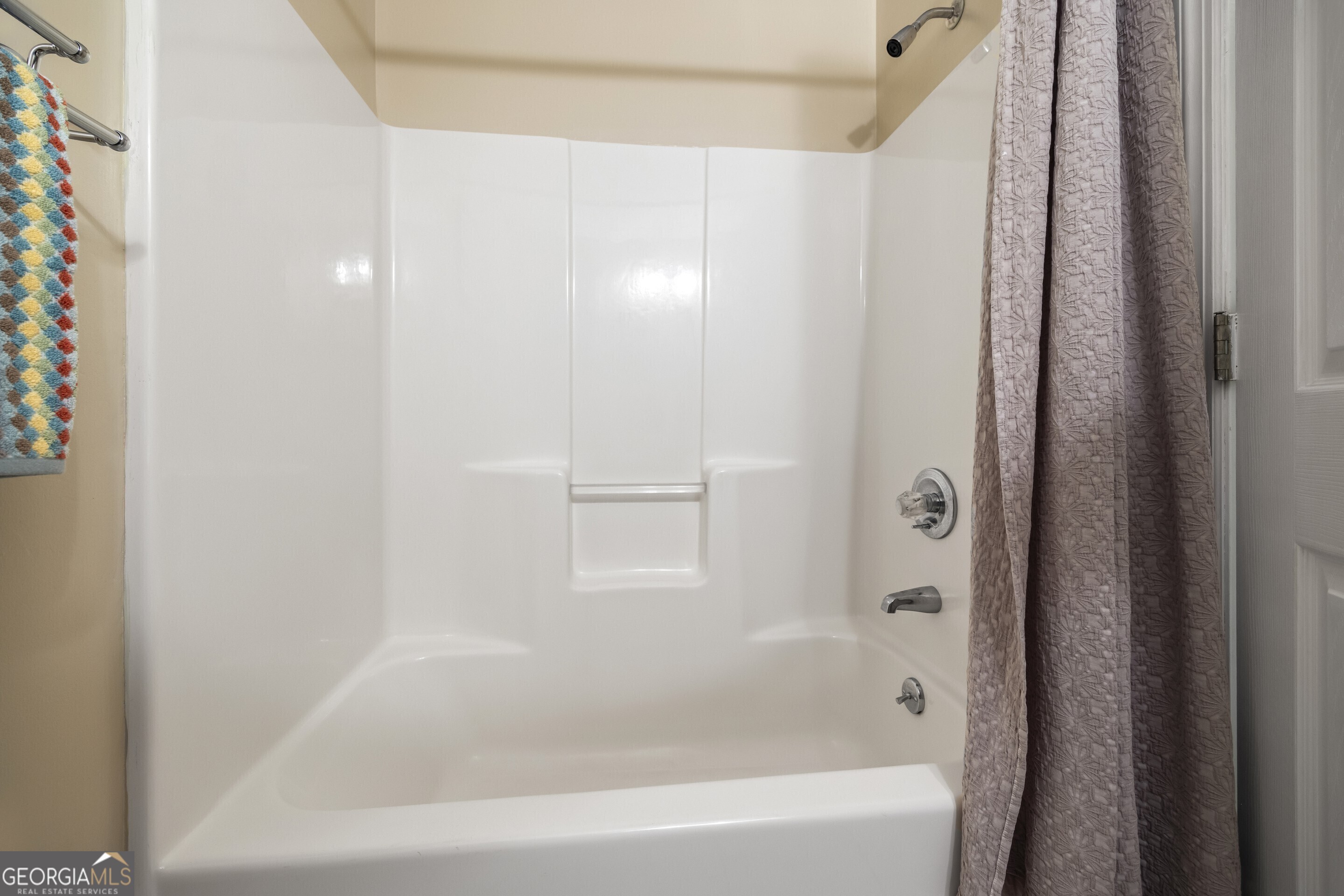 Toccoa, Georgia 30577, United States, 4 Bedrooms Bedrooms, ,4 BathroomsBathrooms,Residential,Pending,4116