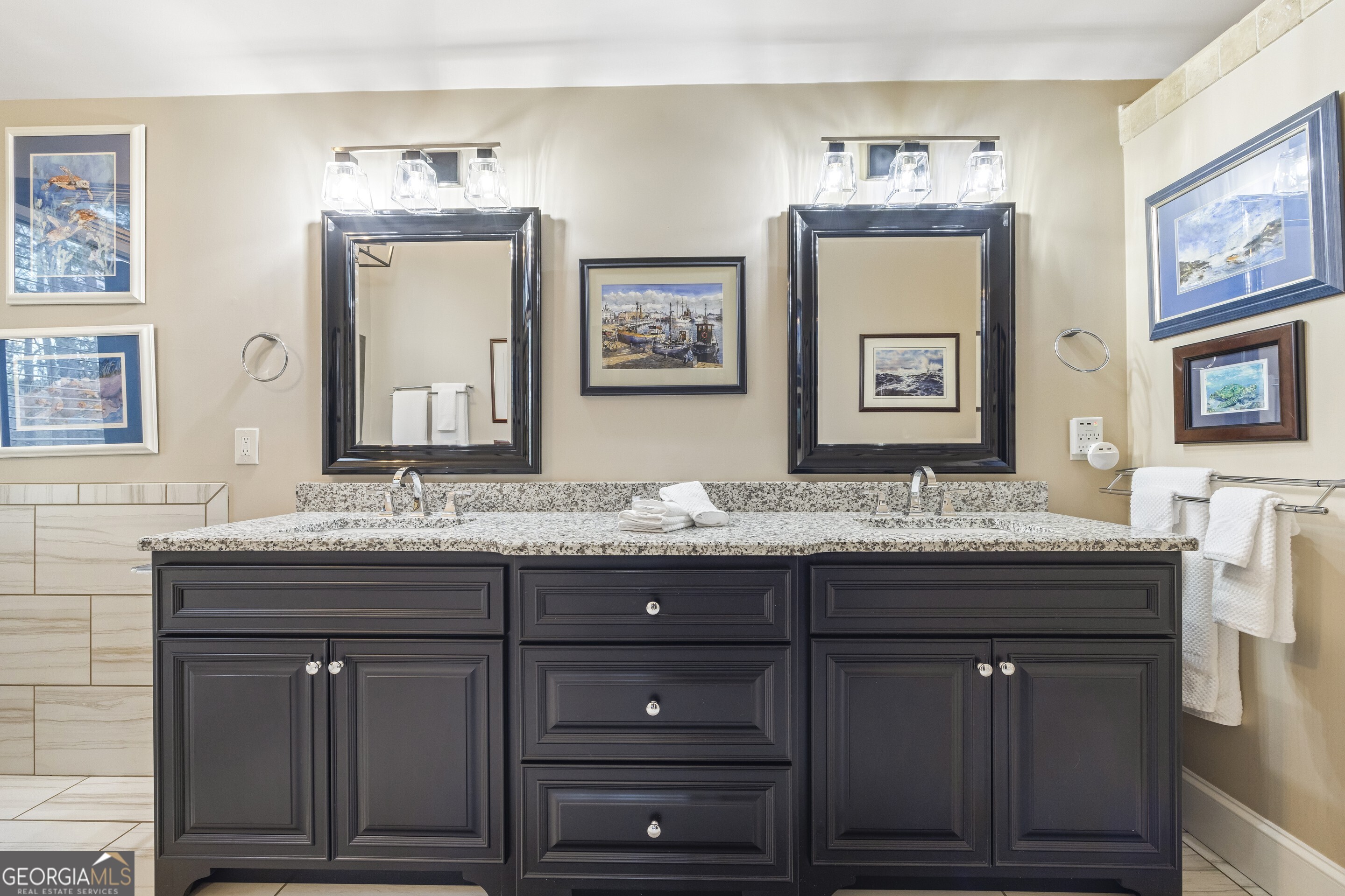 Toccoa, Georgia 30577, United States, 4 Bedrooms Bedrooms, ,4 BathroomsBathrooms,Residential,Pending,4116