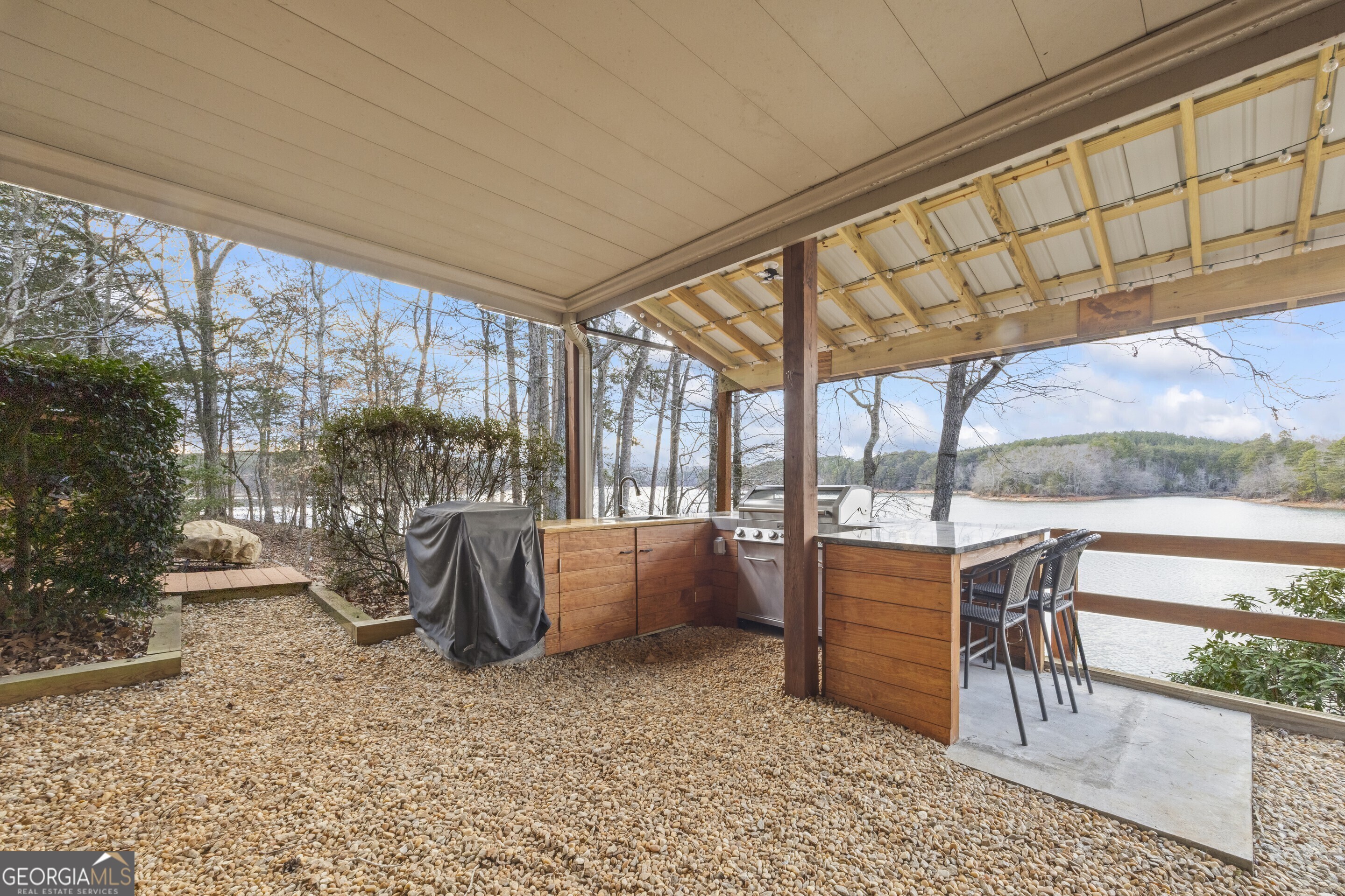 Toccoa, Georgia 30577, United States, 4 Bedrooms Bedrooms, ,4 BathroomsBathrooms,Residential,Pending,4116