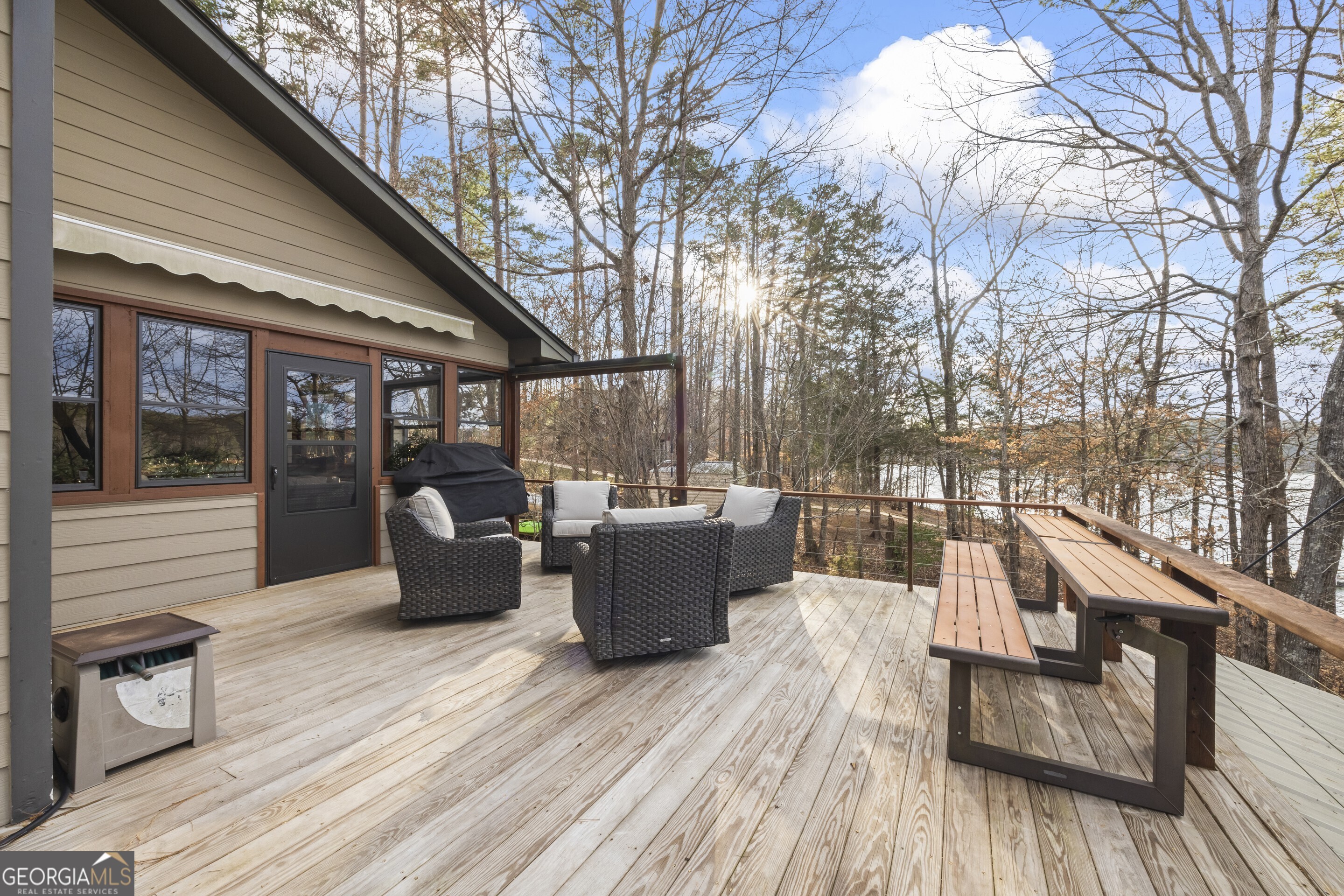 Toccoa, Georgia 30577, United States, 4 Bedrooms Bedrooms, ,4 BathroomsBathrooms,Residential,Pending,4116