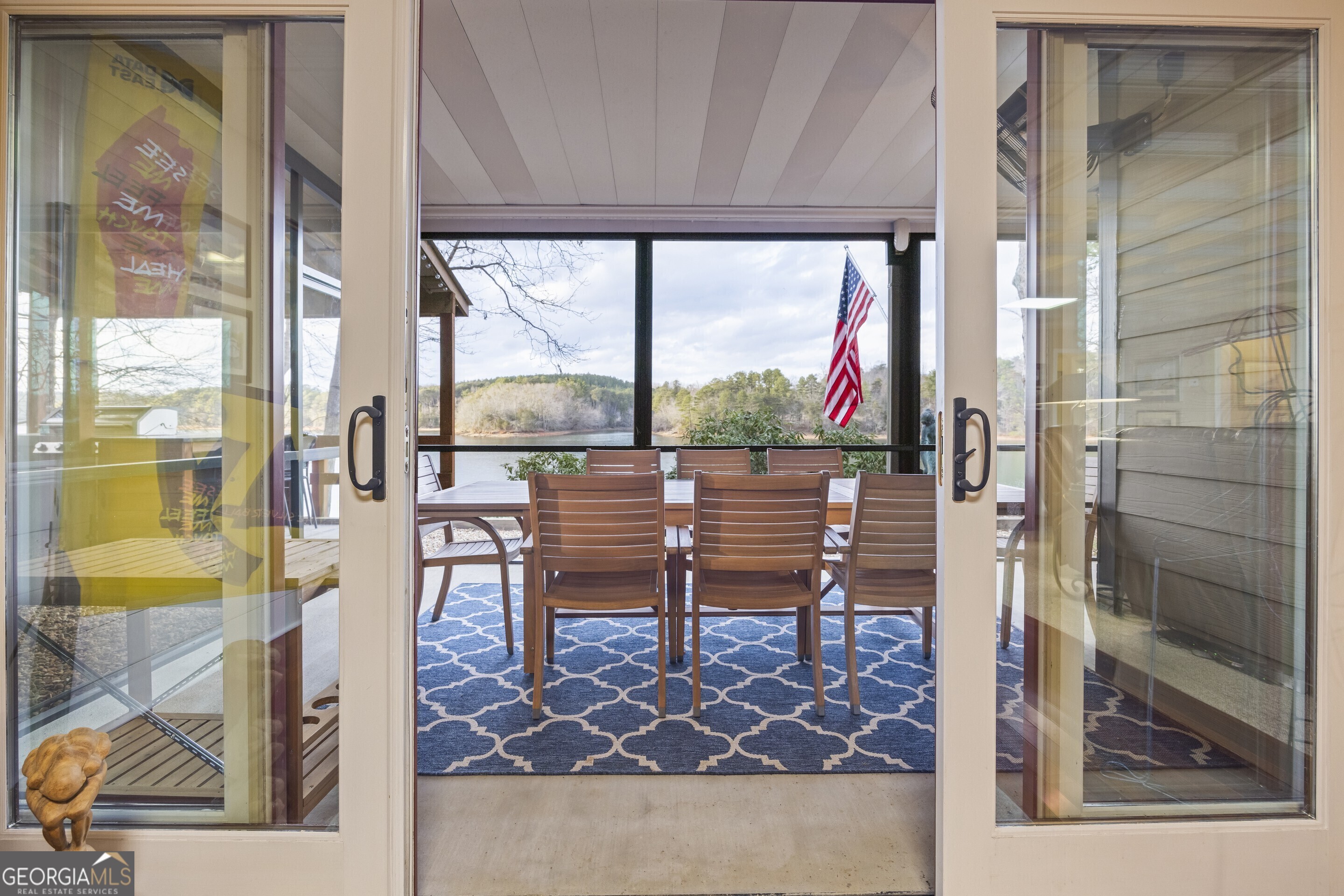 Toccoa, Georgia 30577, United States, 4 Bedrooms Bedrooms, ,4 BathroomsBathrooms,Residential,Pending,4116