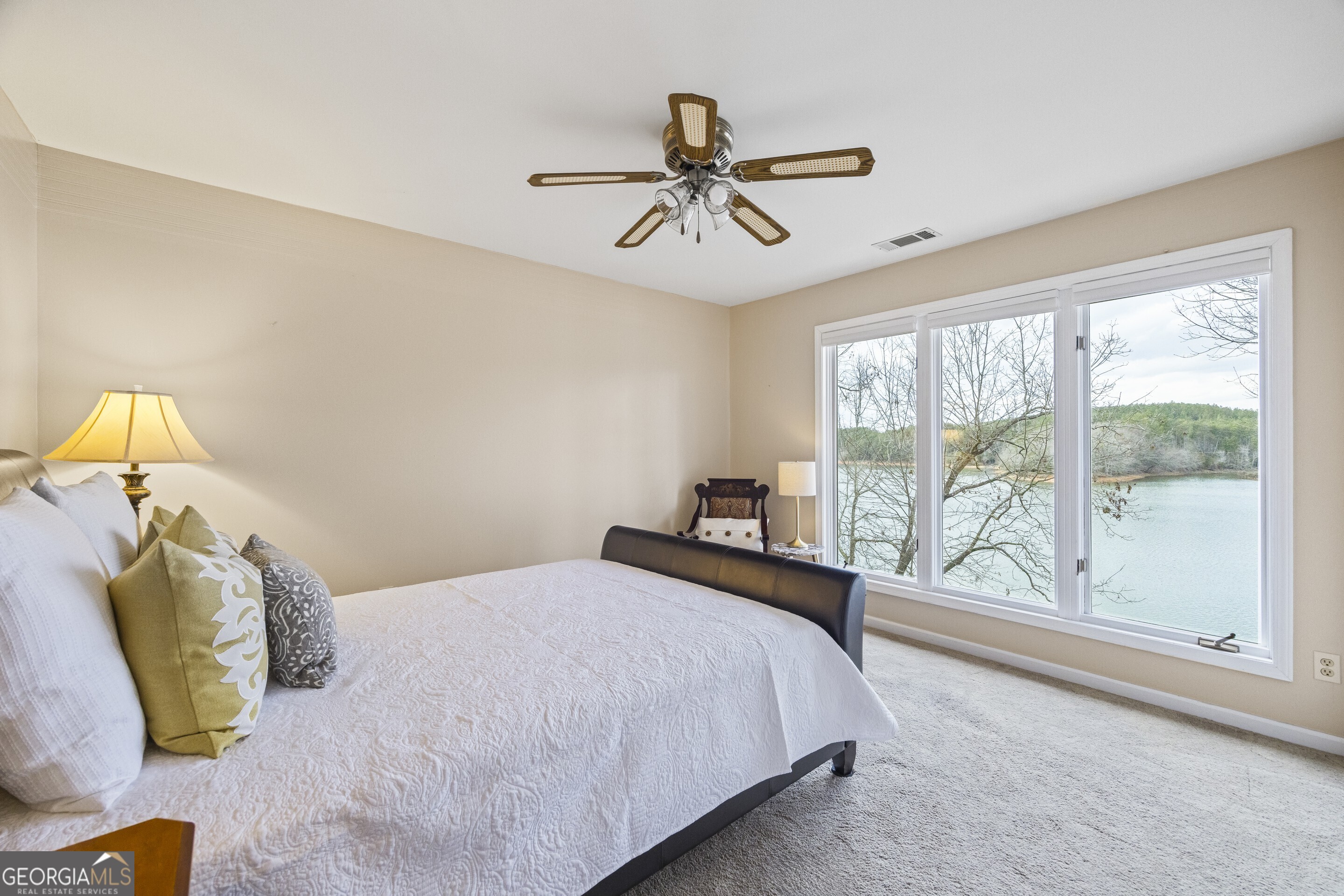 Toccoa, Georgia 30577, United States, 4 Bedrooms Bedrooms, ,4 BathroomsBathrooms,Residential,Pending,4116