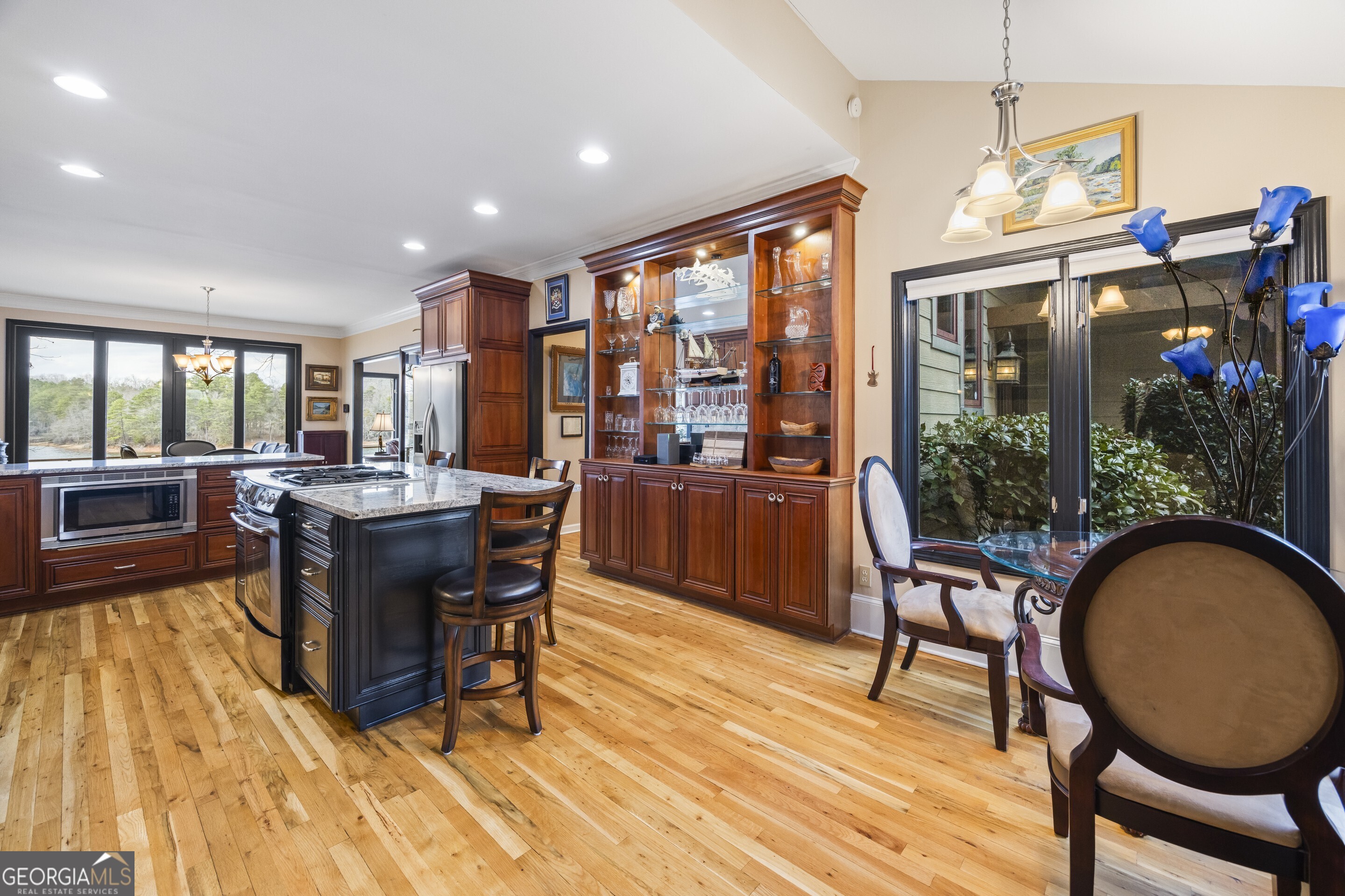 Toccoa, Georgia 30577, United States, 4 Bedrooms Bedrooms, ,4 BathroomsBathrooms,Residential,Pending,4116