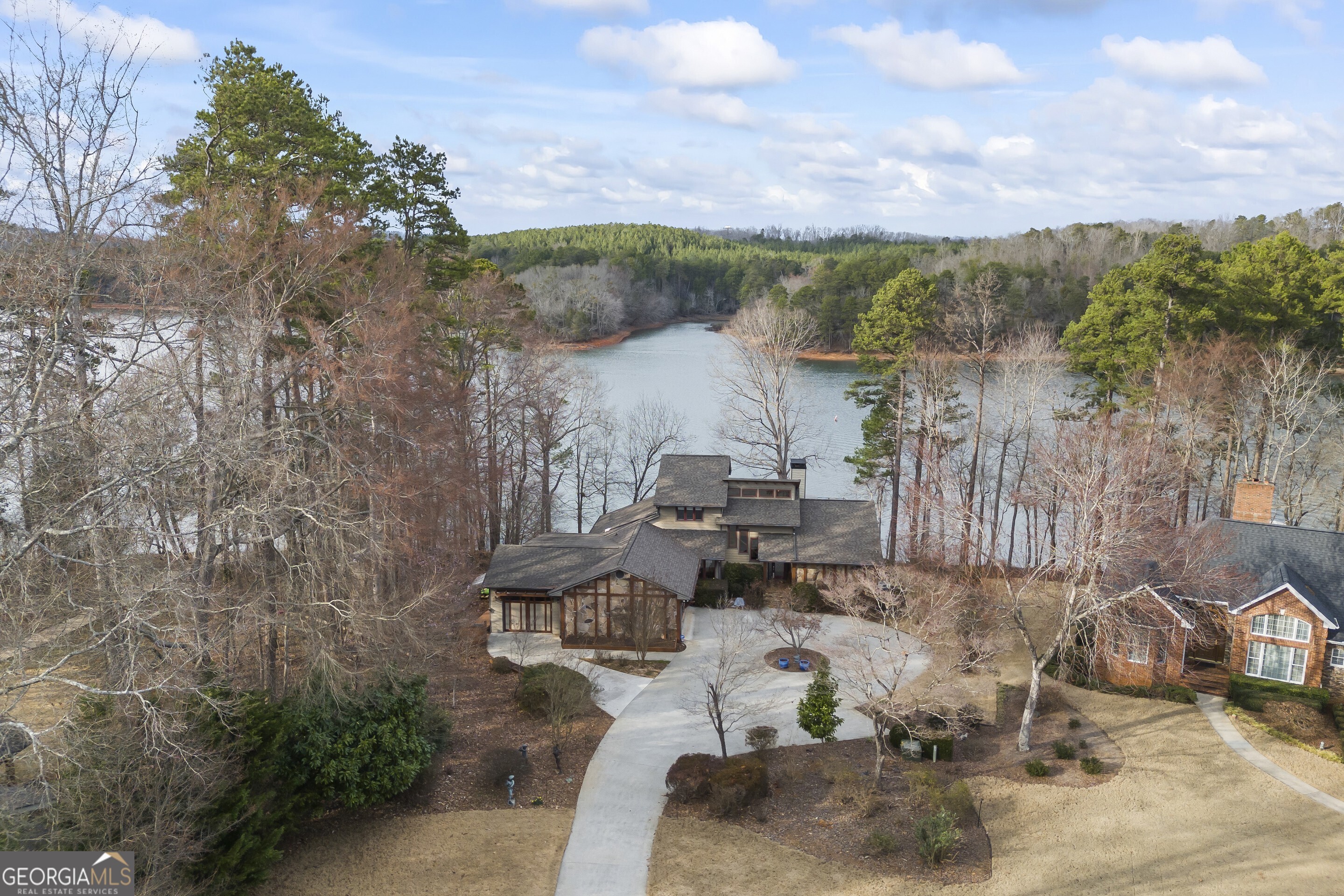 Toccoa, Georgia 30577, United States, 4 Bedrooms Bedrooms, ,4 BathroomsBathrooms,Residential,Pending,4116