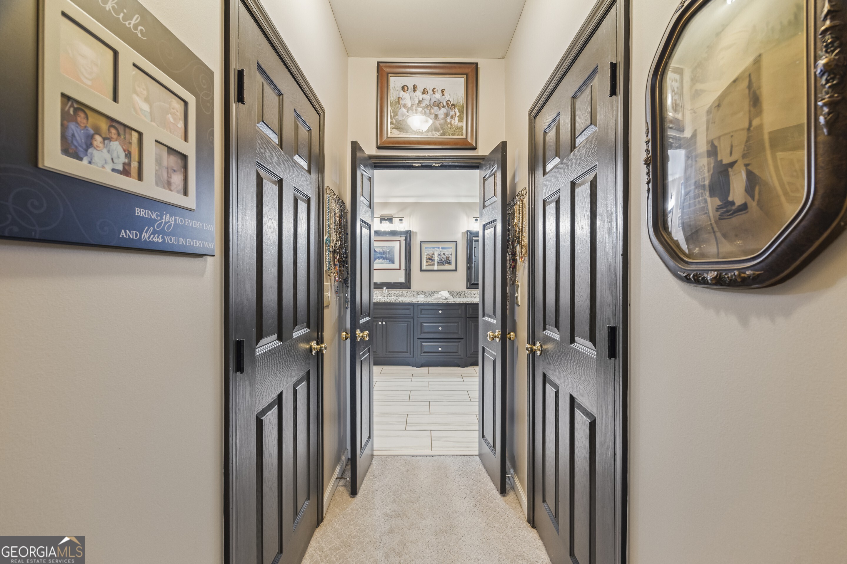 Toccoa, Georgia 30577, United States, 4 Bedrooms Bedrooms, ,4 BathroomsBathrooms,Residential,Pending,4116