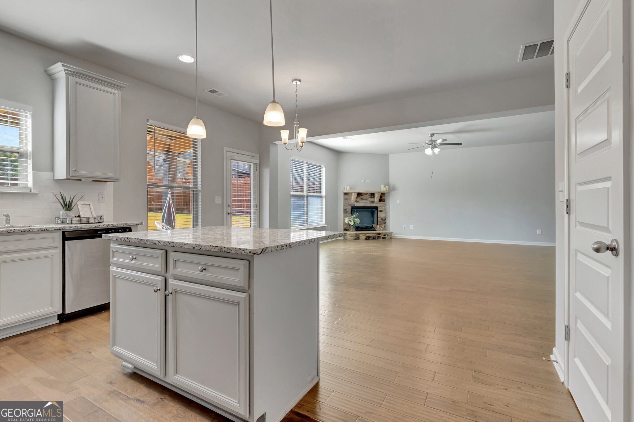 McDonough, Georgia 30253, United States, 4 Bedrooms Bedrooms, ,3 BathroomsBathrooms,Residential,Active,233096