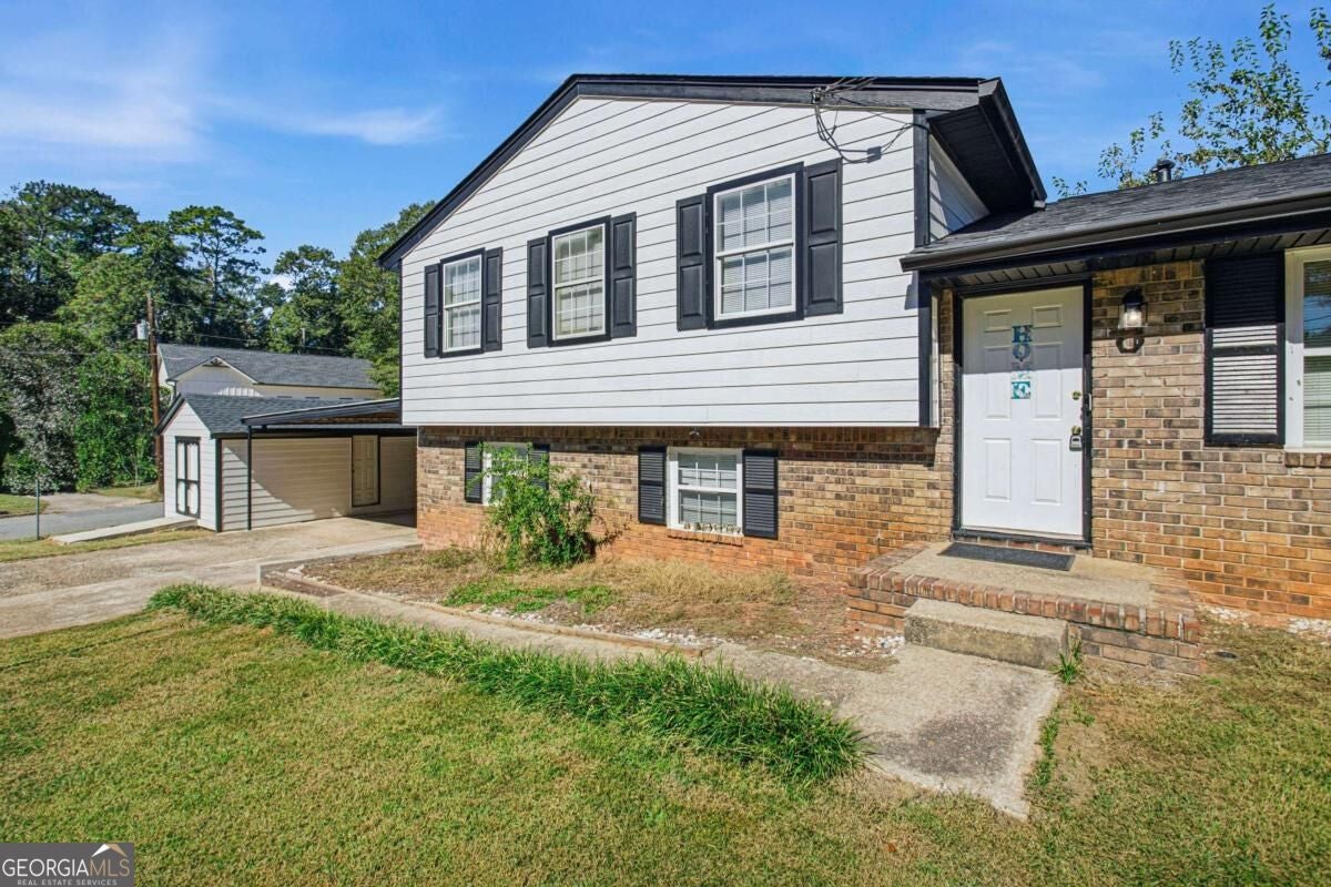 8288 Reinosa WAY