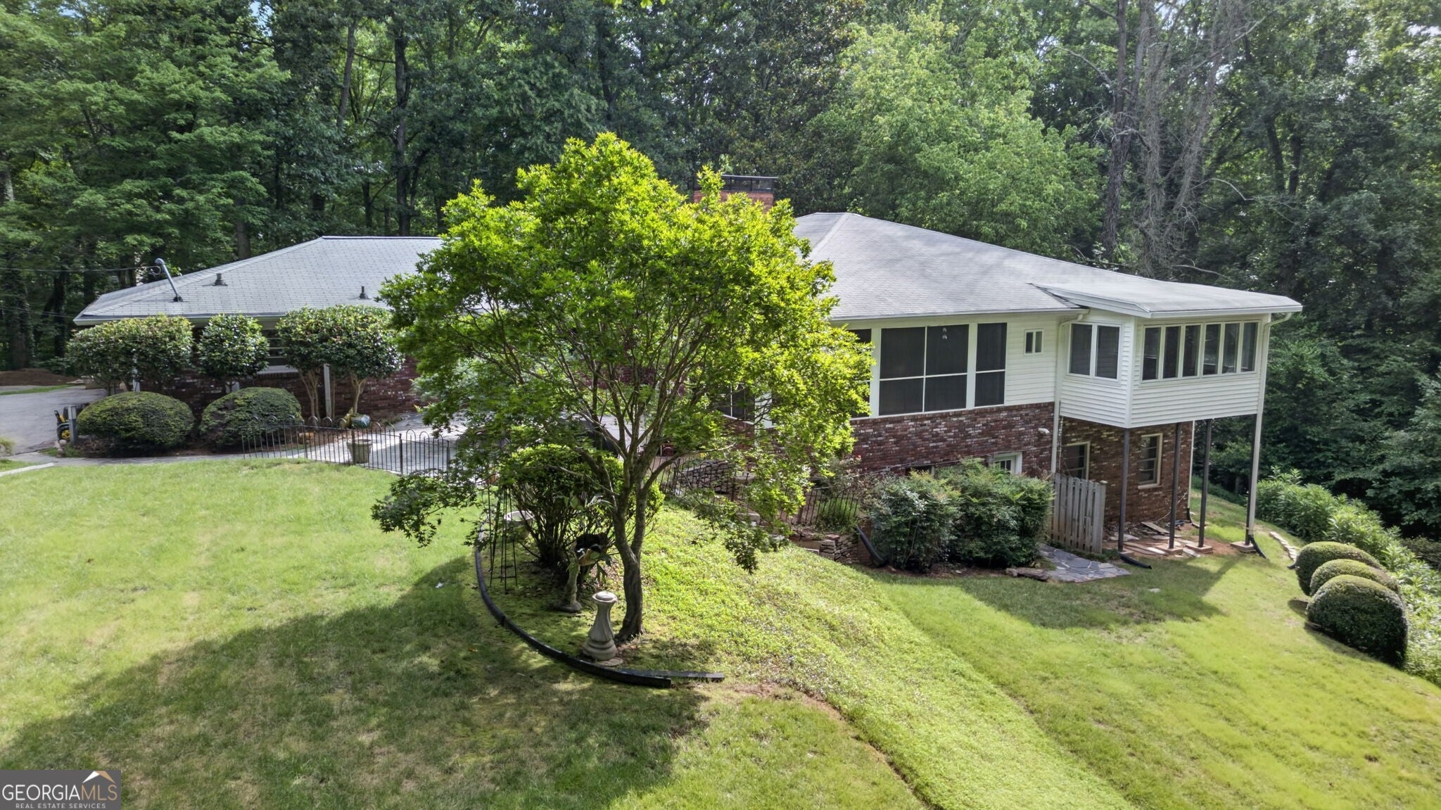 5274 Powers Ferry RD NW