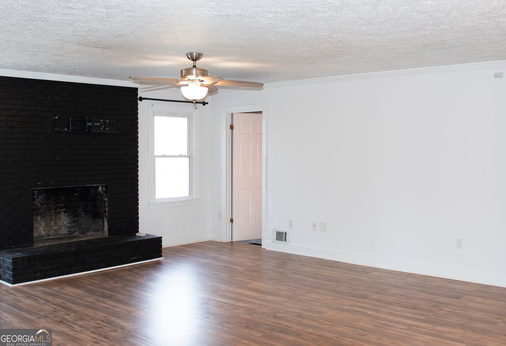 Photo of 3626 Thompson Bend, Gainesville, GA 30506 (MLS # 10711138)