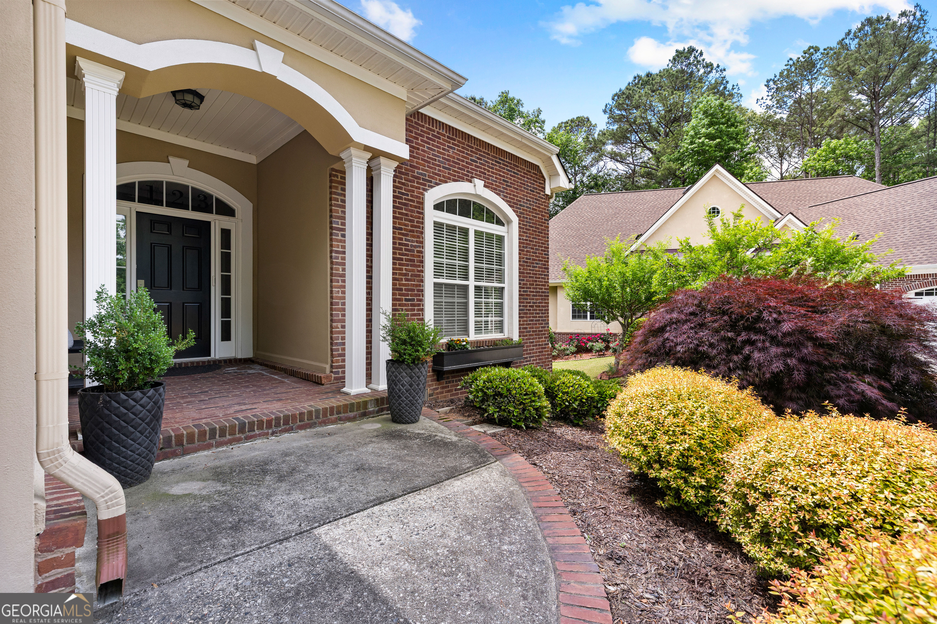123 Crown CT