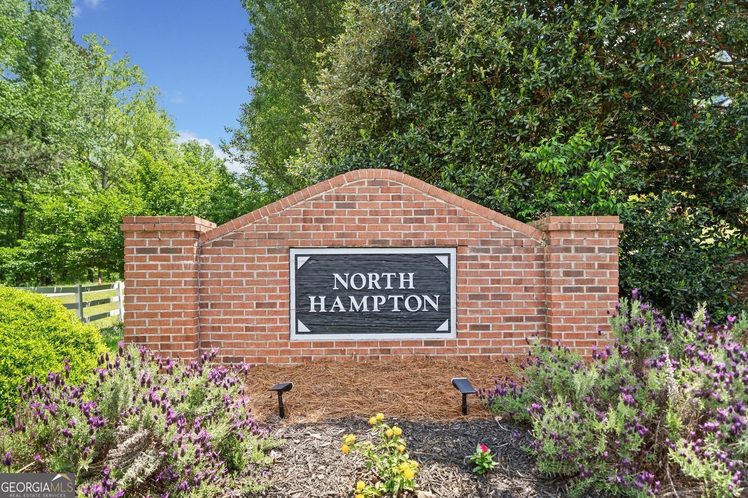 NORTH HAMPTON - Residential