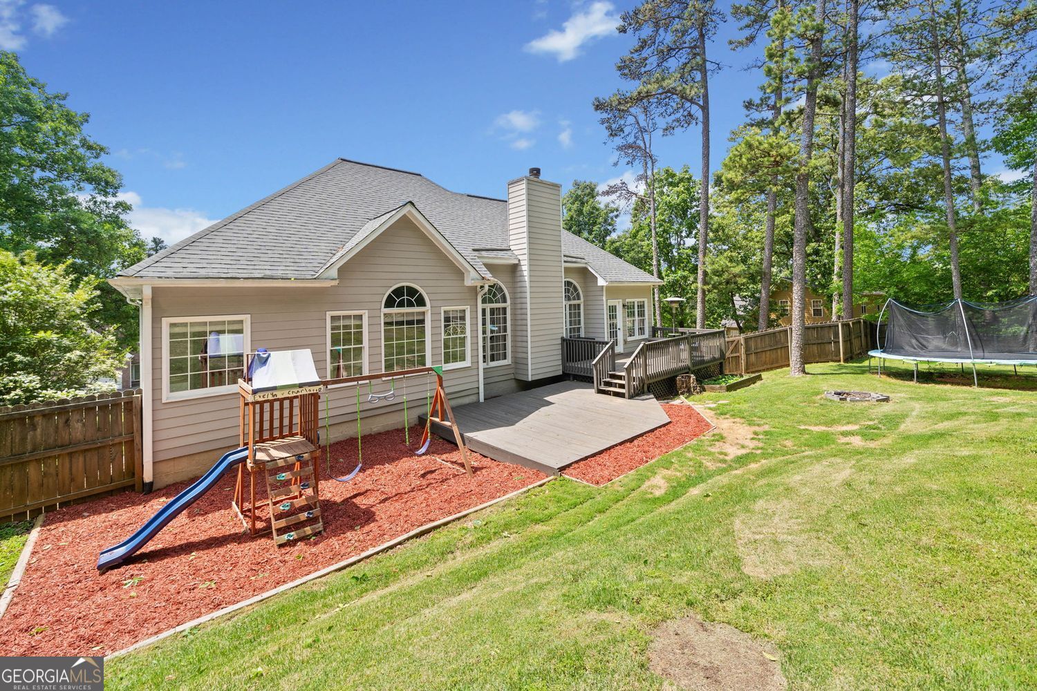 NORTH HAMPTON - Residential