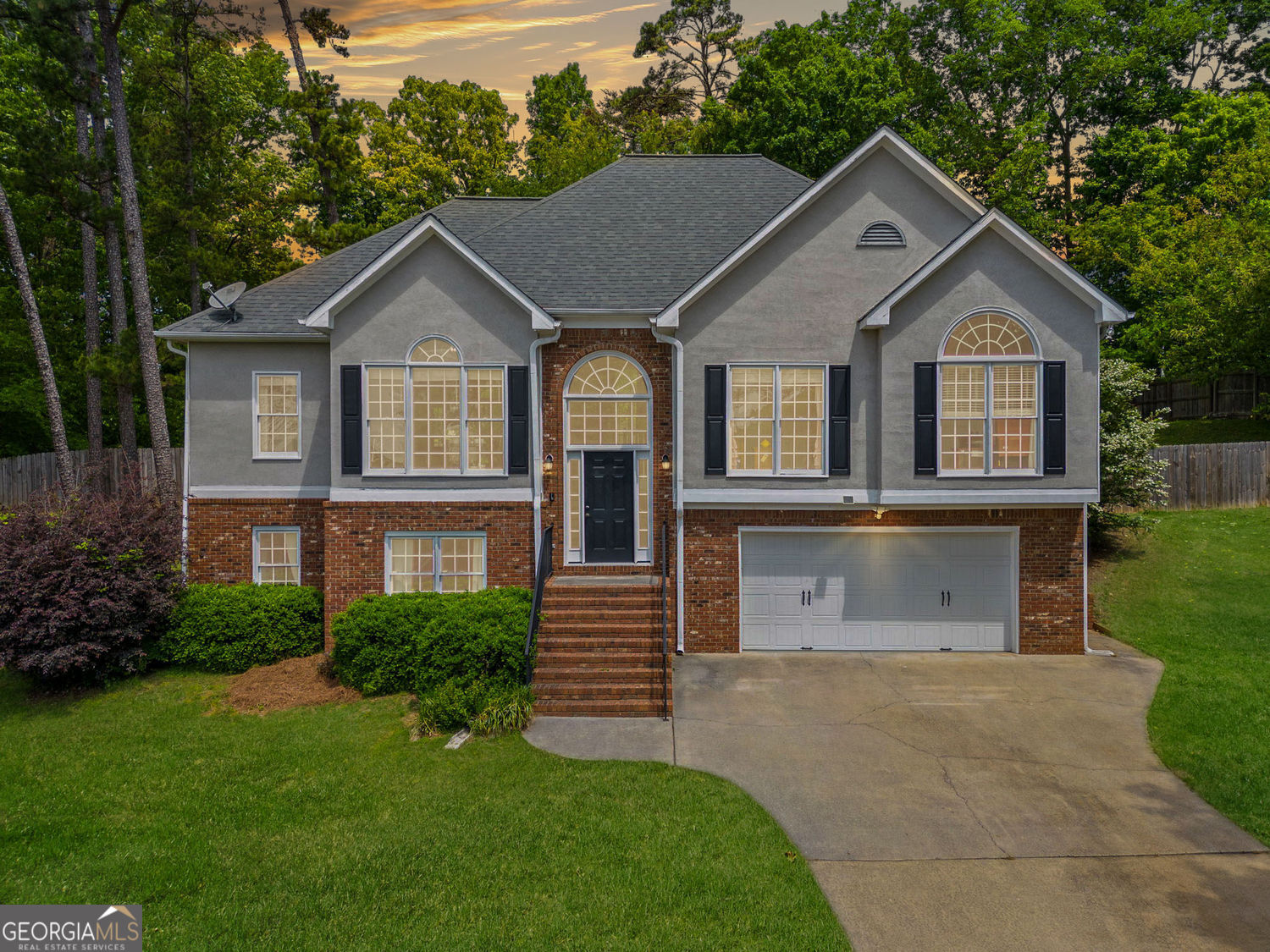 NORTH HAMPTON - Residential