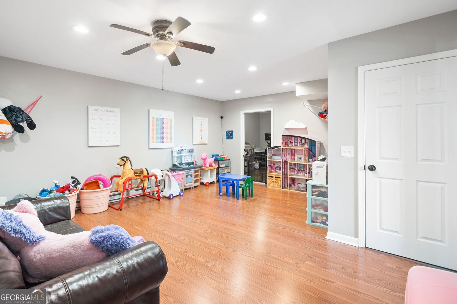 NORTH HAMPTON - Residential