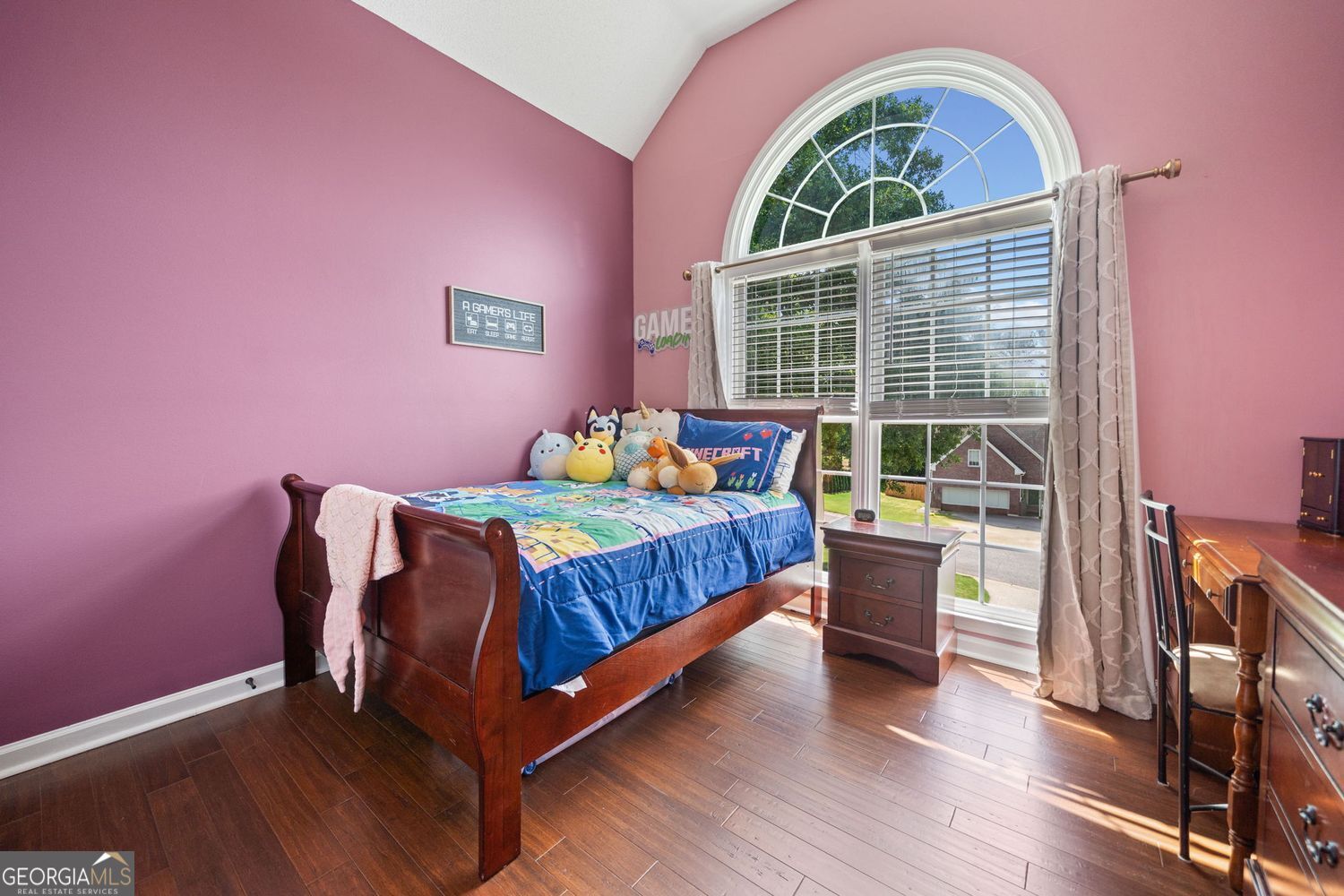 NORTH HAMPTON - Residential