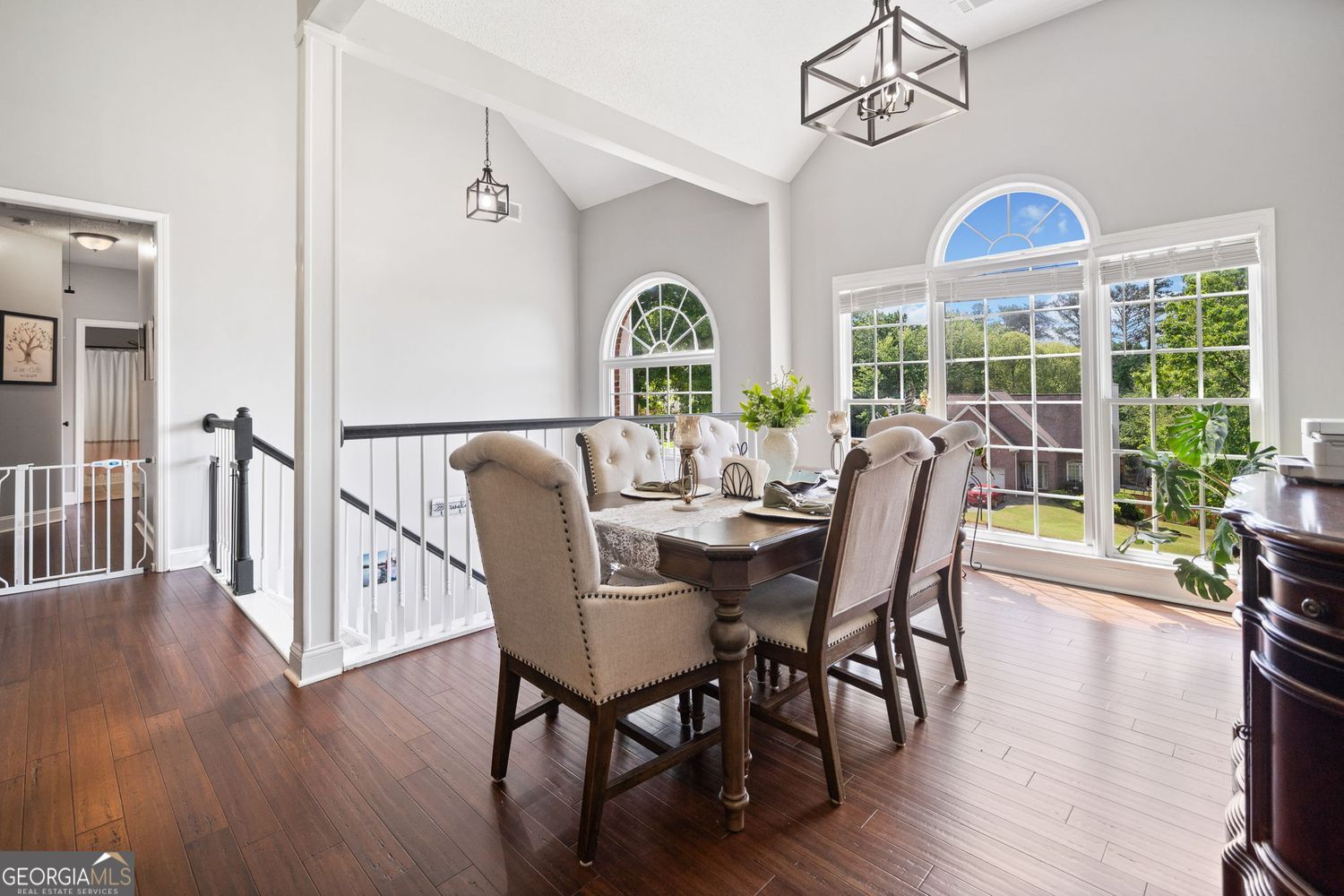 NORTH HAMPTON - Residential