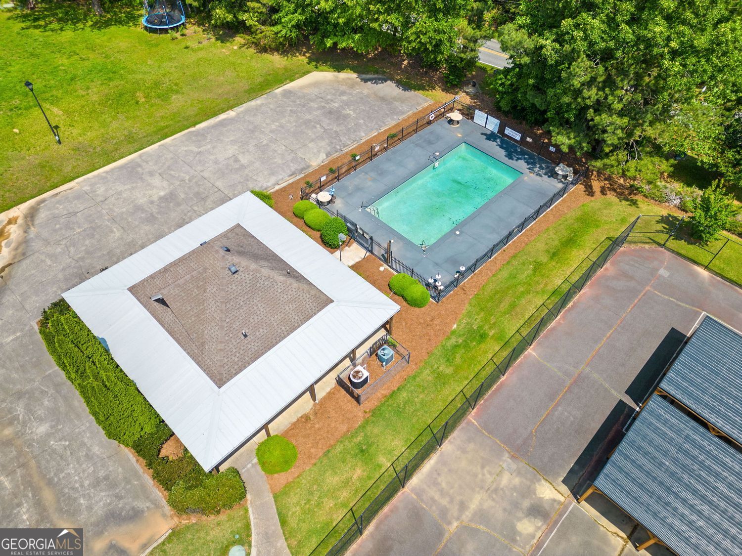 NORTH HAMPTON - Residential